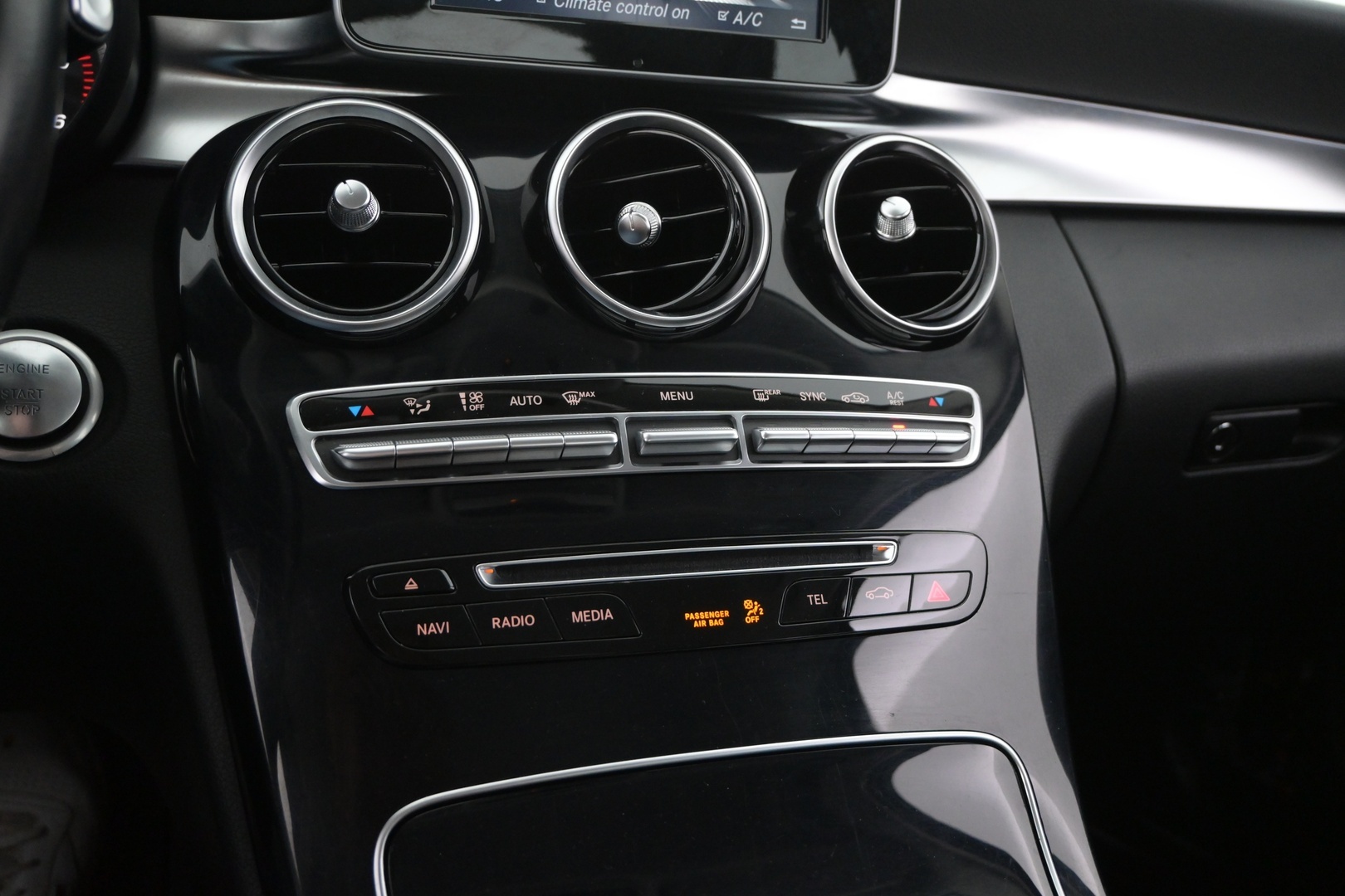 MERCEDES-BENZ C 2015