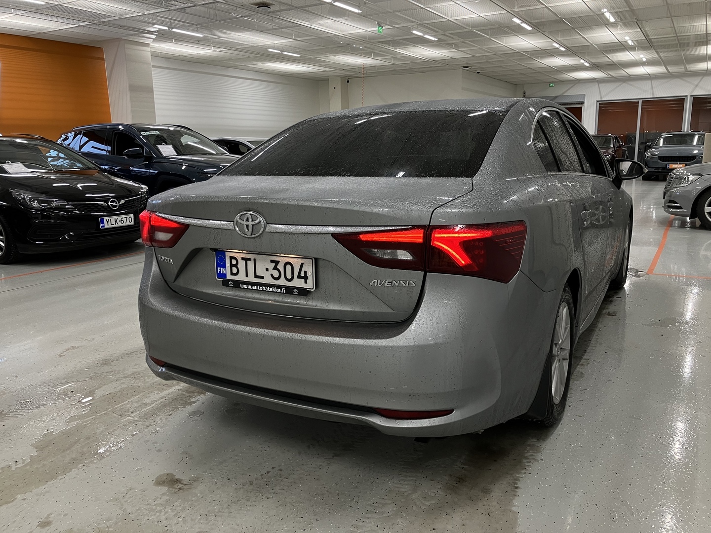 TOYOTA Avensis 2016