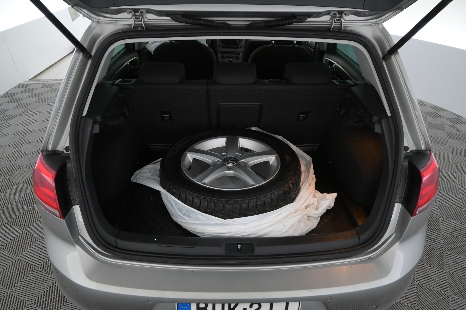 VOLKSWAGEN Golf 2015