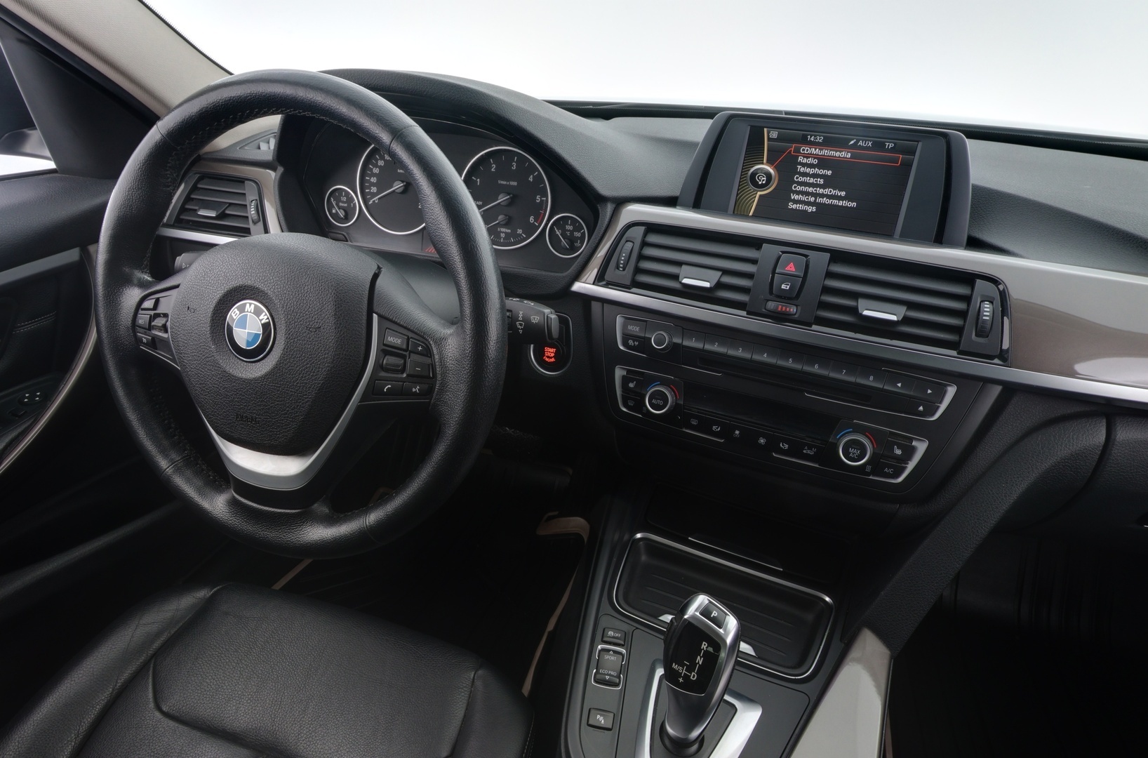 BMW 320 2013