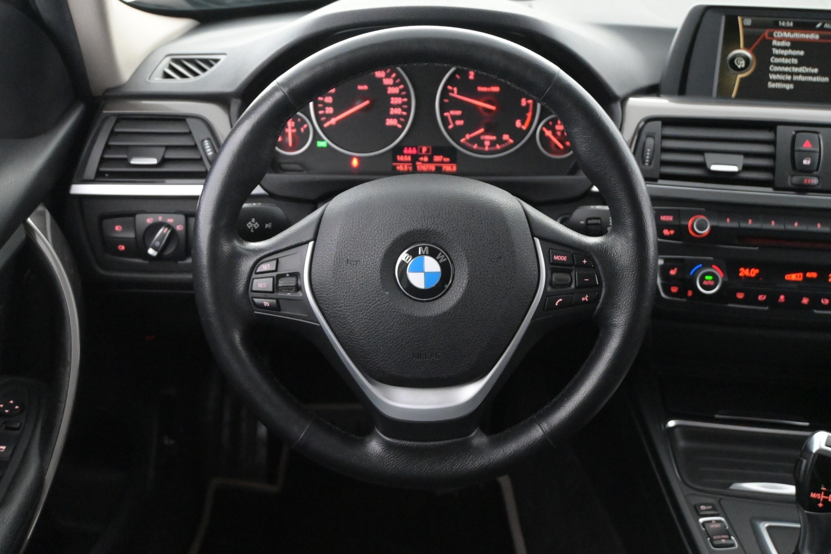 BMW 320 2013