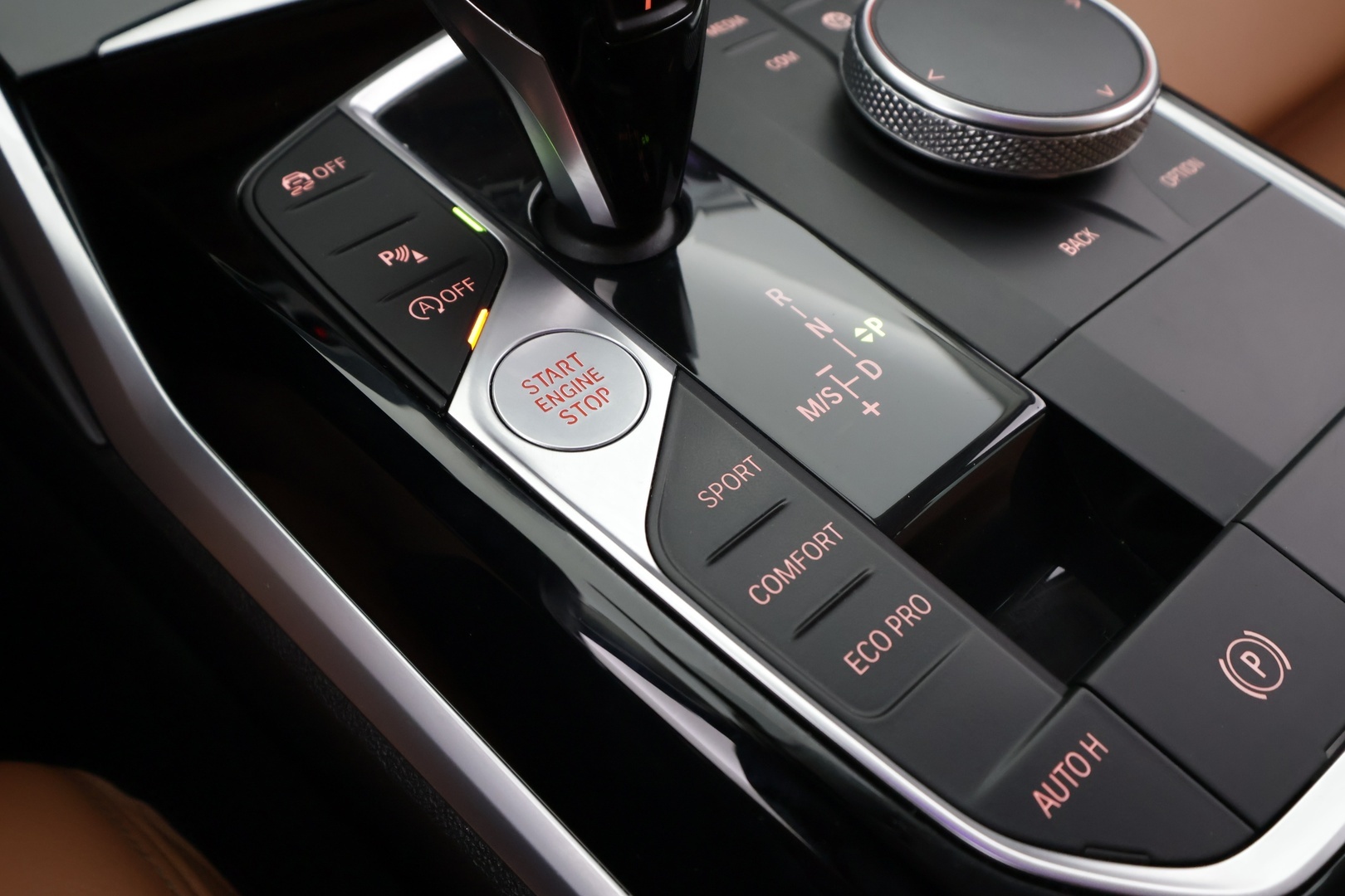 BMW 320 2019