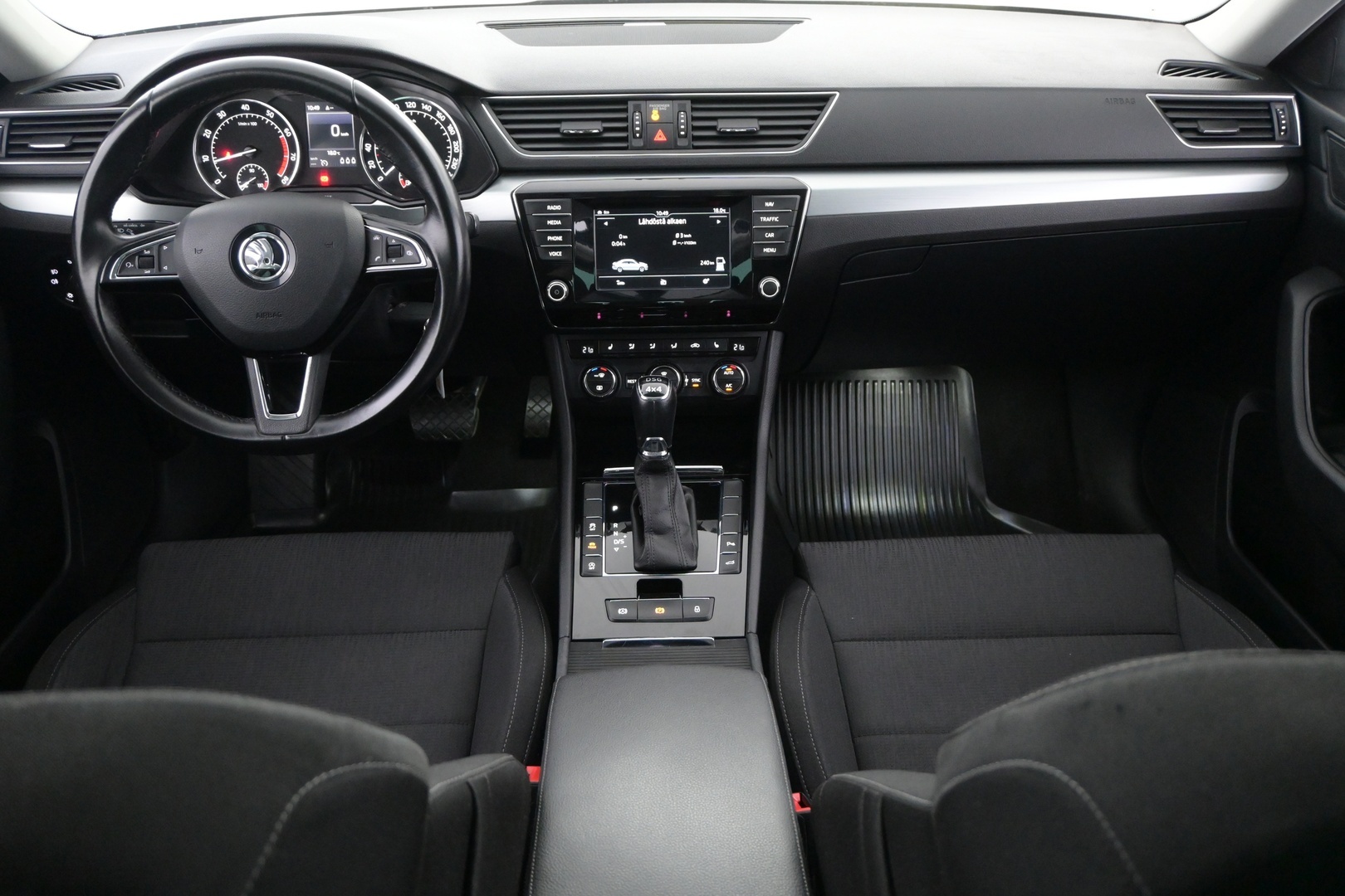 SKODA Superb 2015
