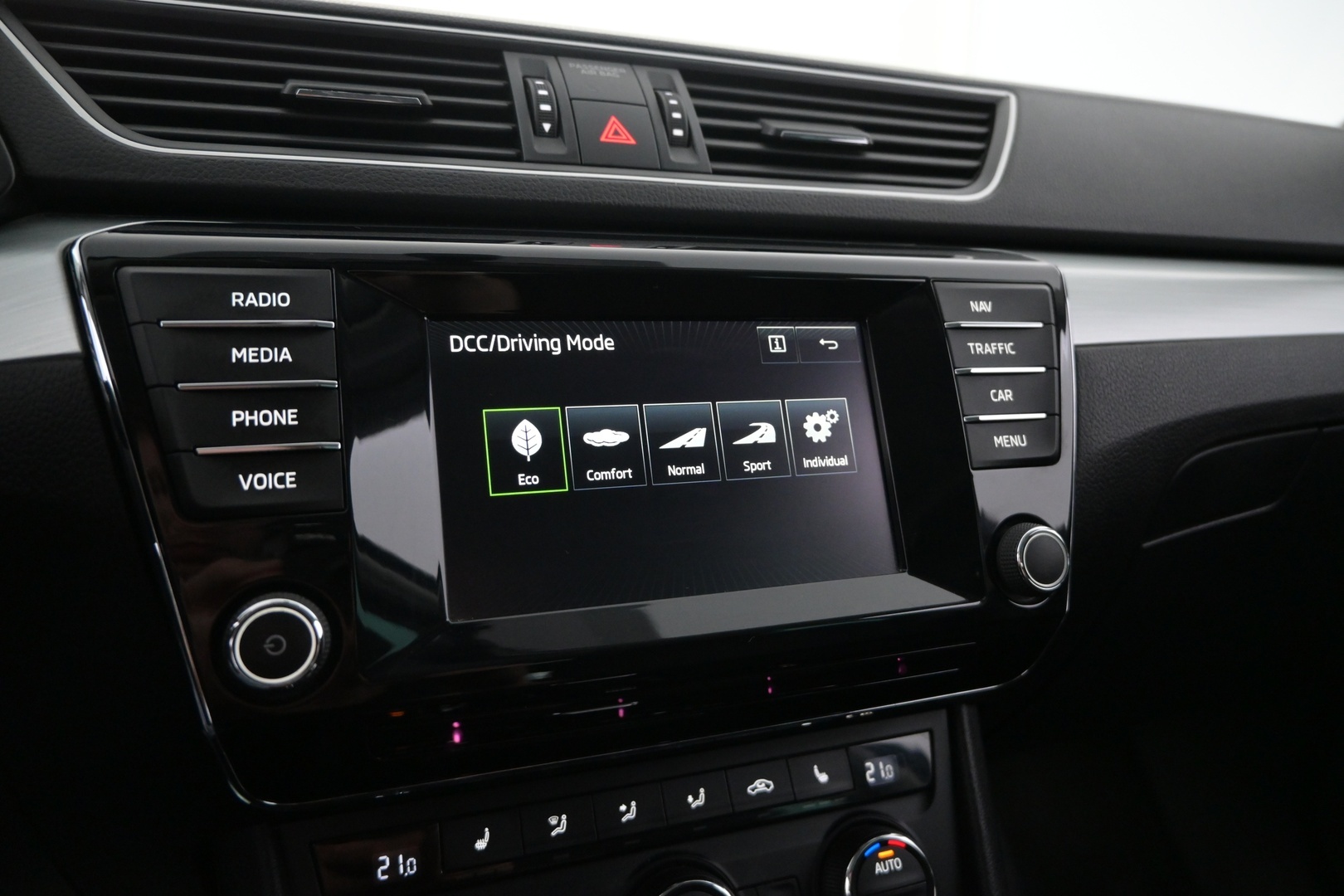 SKODA Superb 2015