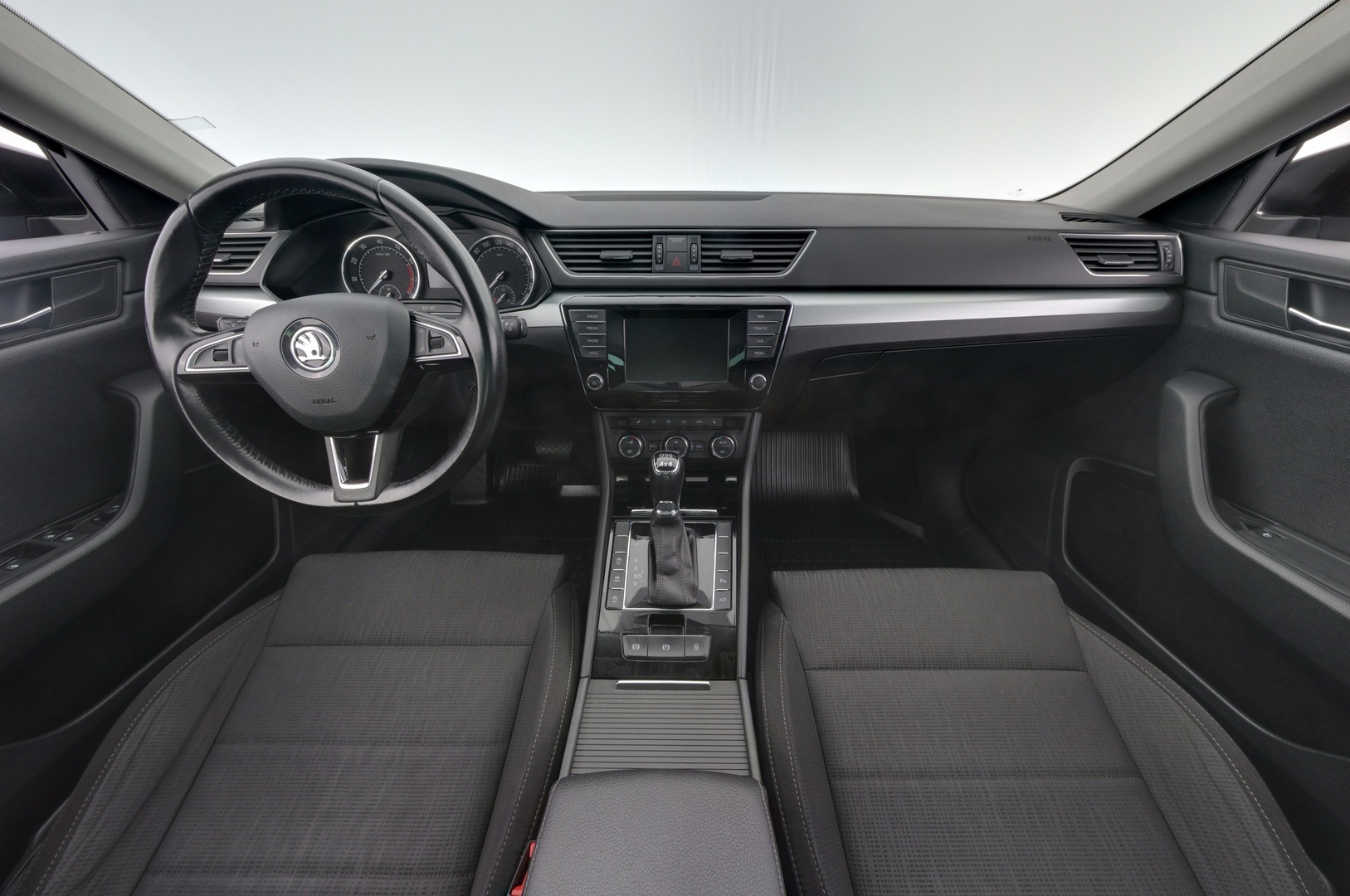 SKODA Superb 2015