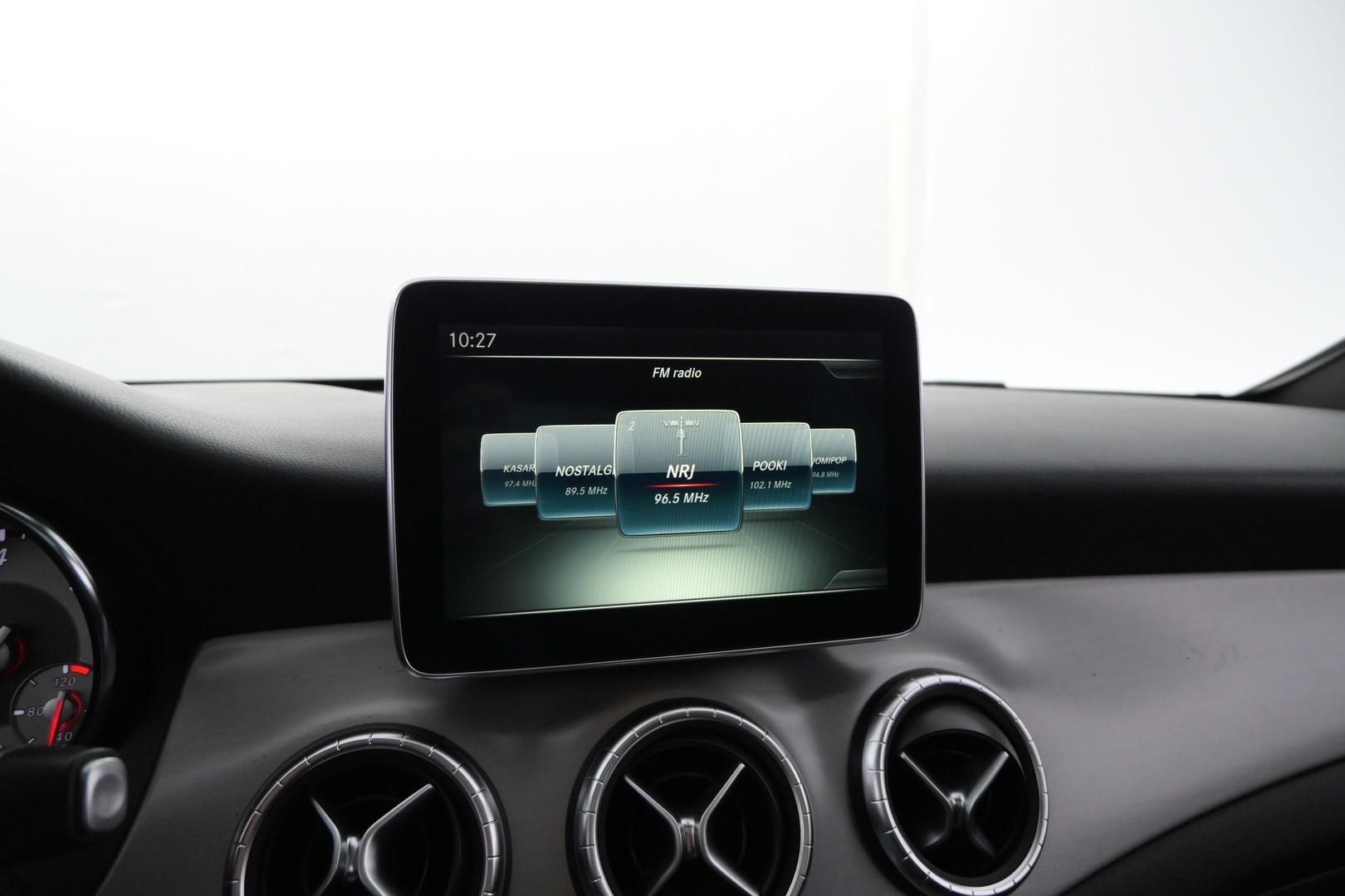 MERCEDES-BENZ CLA 2015