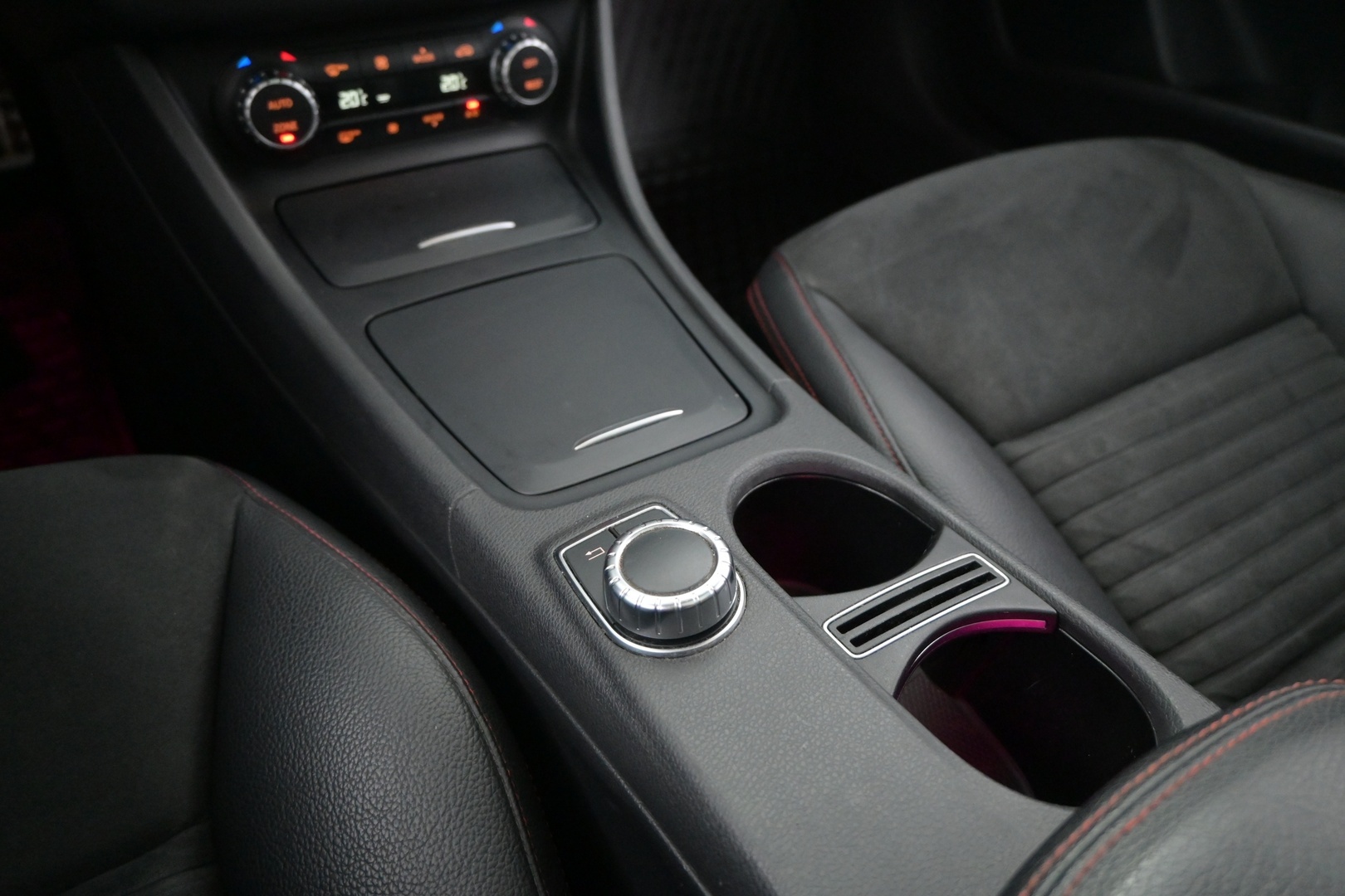 MERCEDES-BENZ CLA 2015