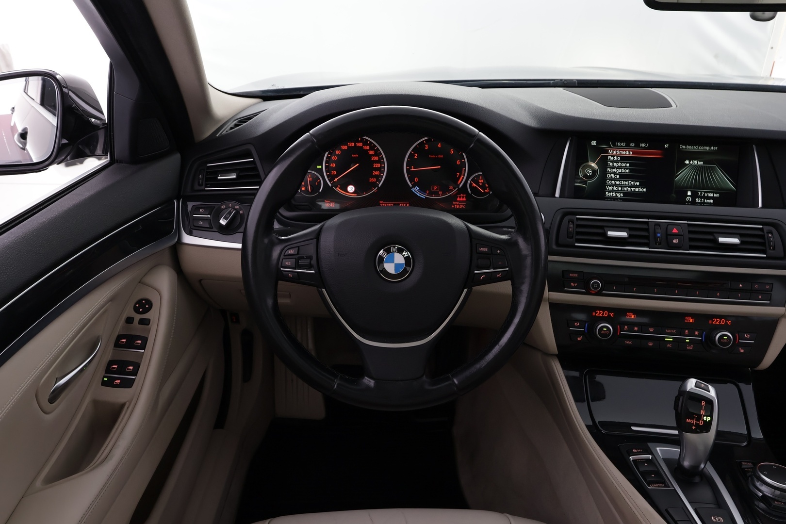 BMW 520 2014