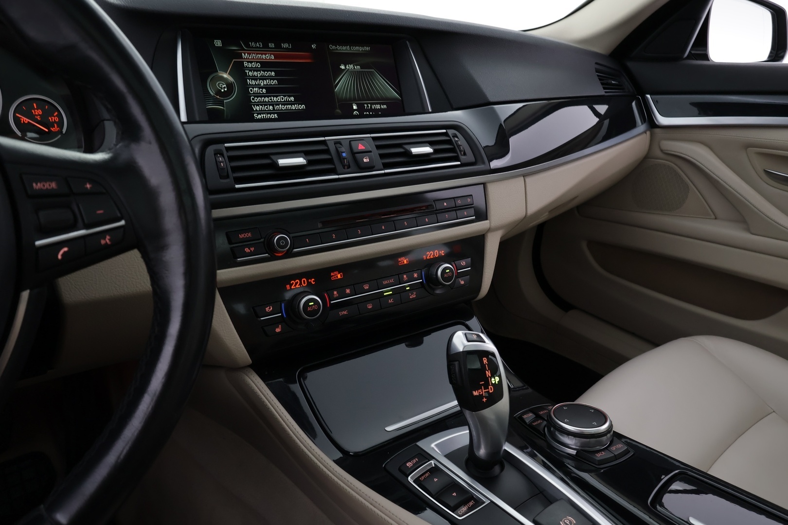 BMW 520 2014