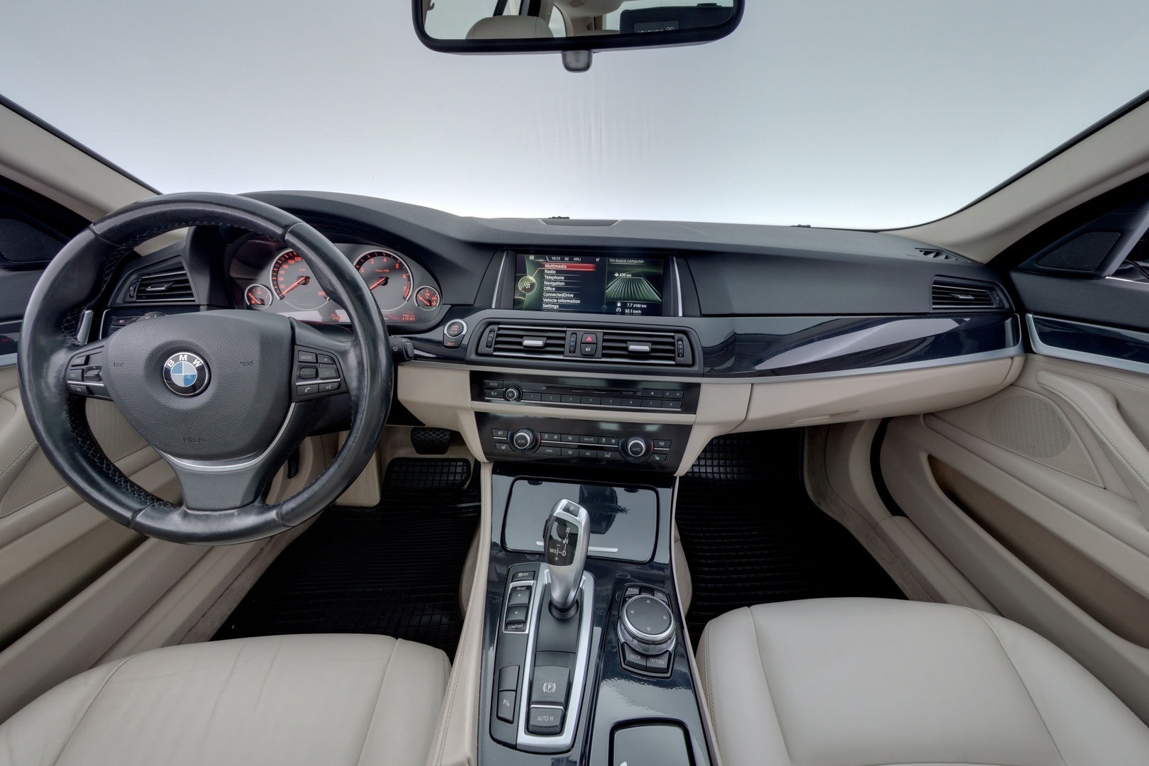 BMW 520 2014