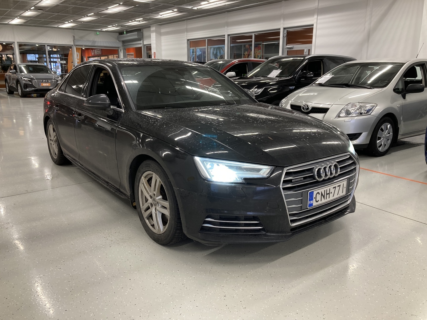 AUDI A4 2016