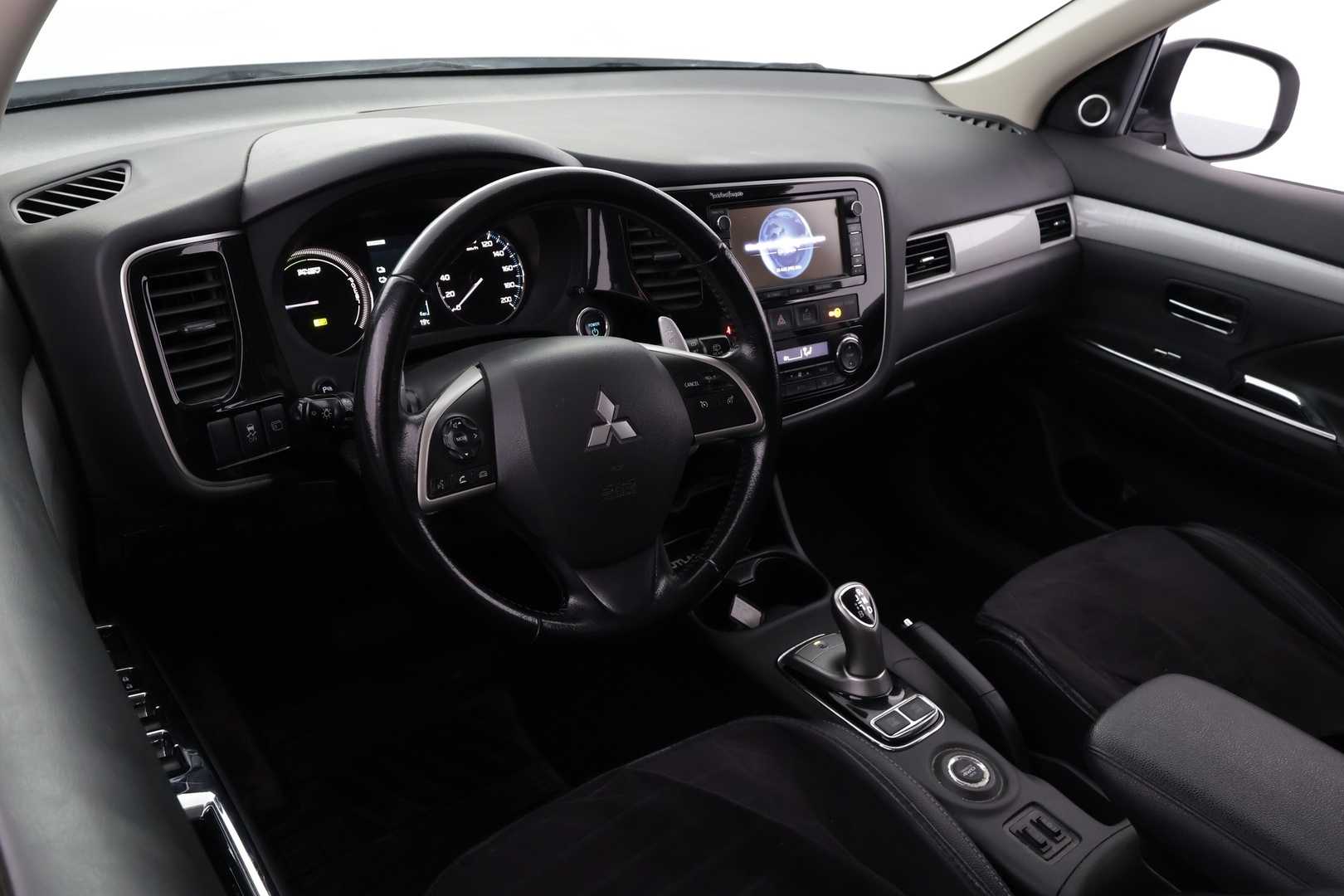 MITSUBISHI Outlander 2014