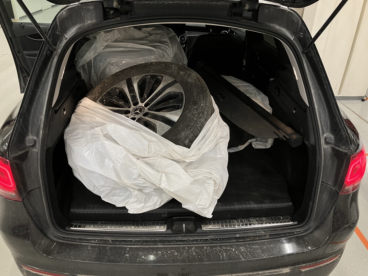 MERCEDES-BENZ GLC 2021