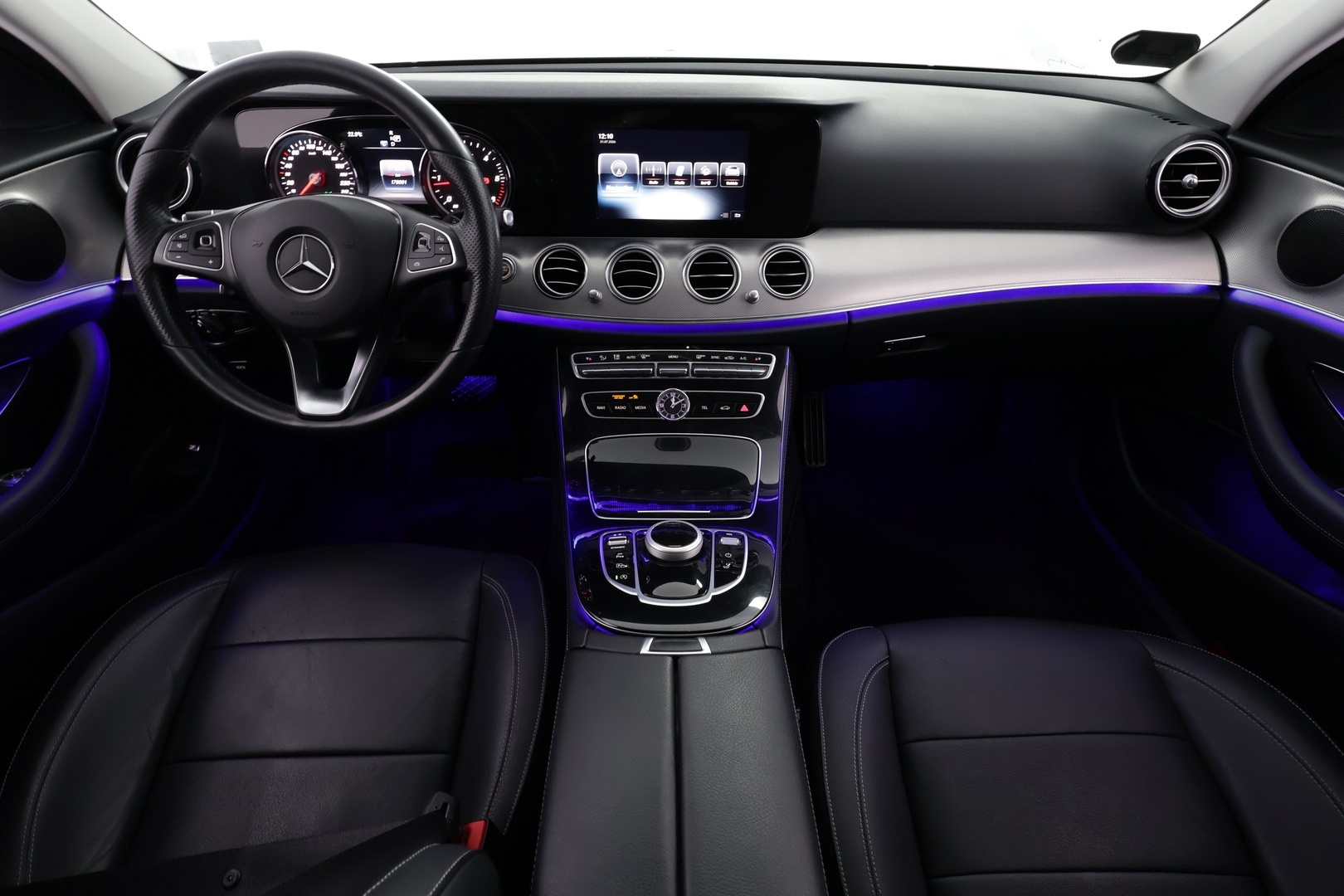 MERCEDES-BENZ E 2018