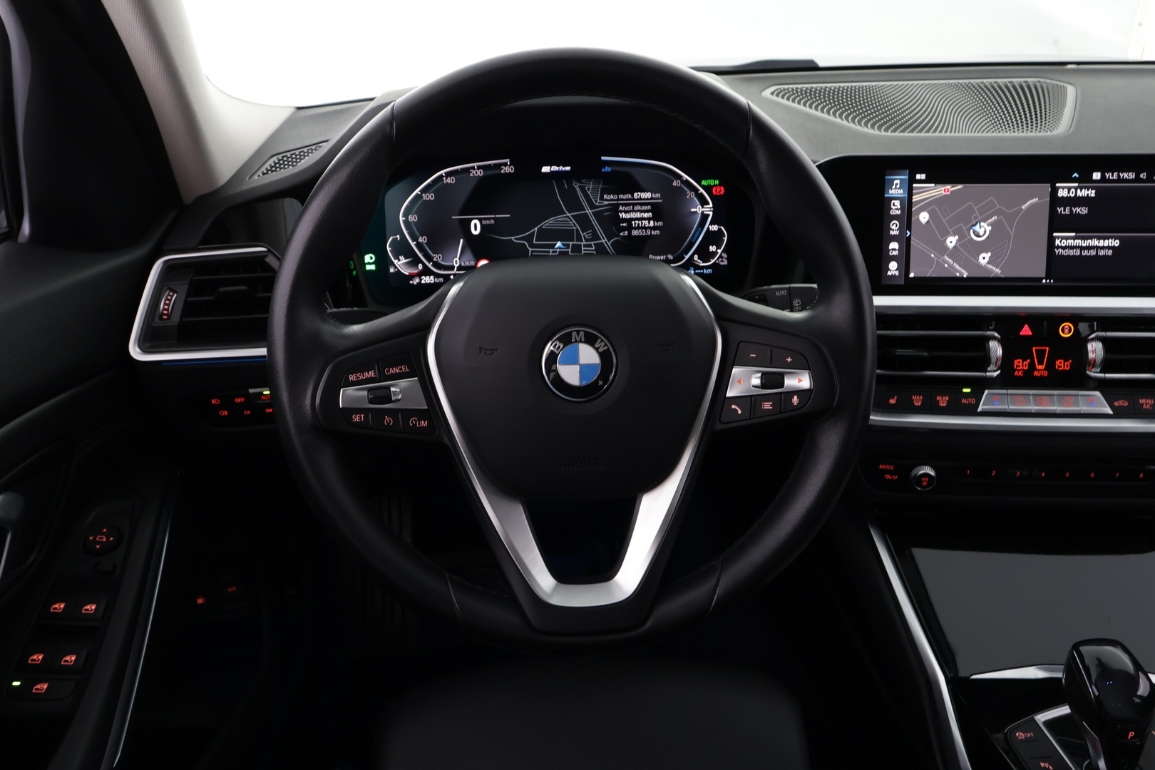 BMW 320 2021