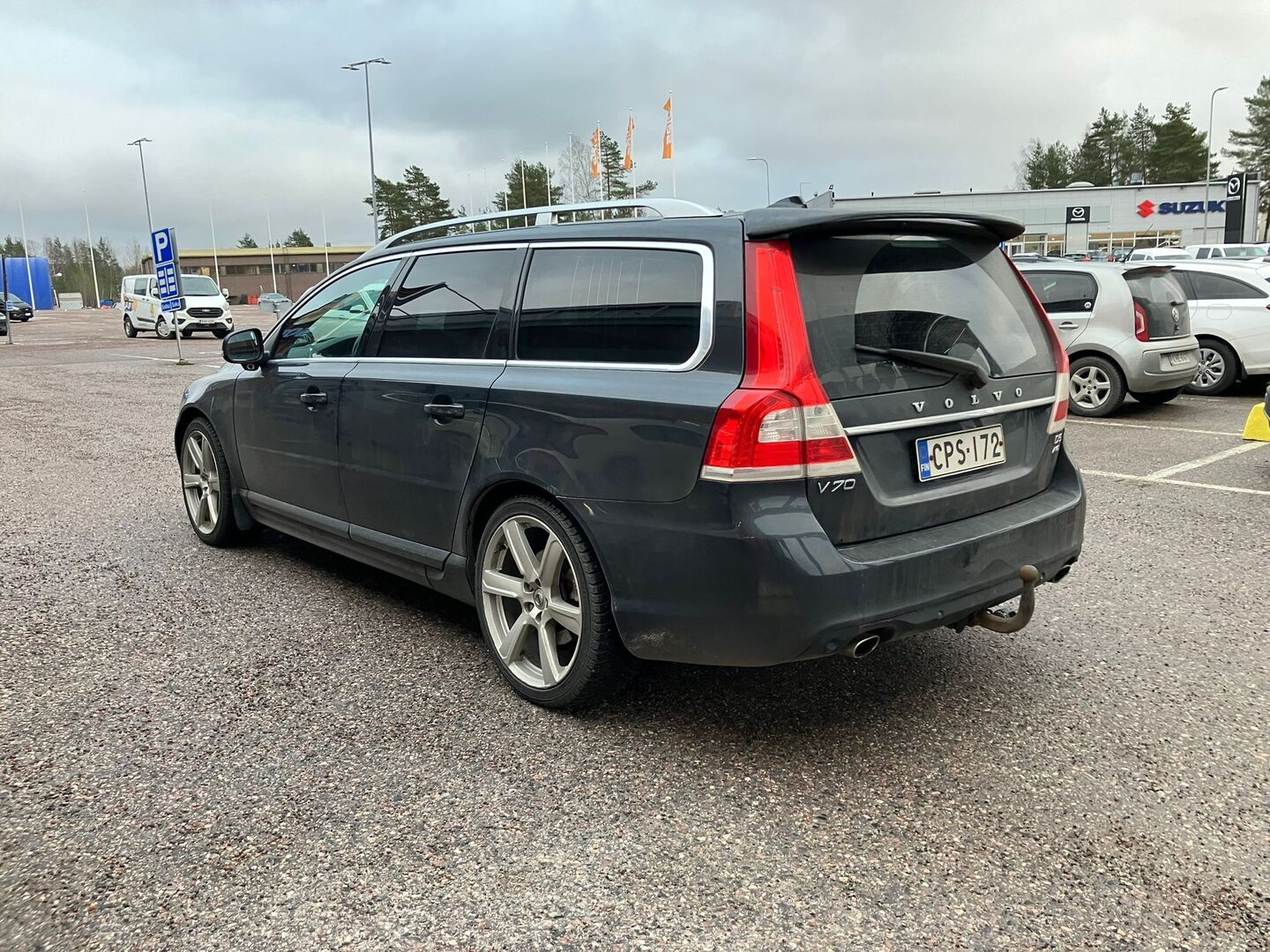 VOLVO V70 2015