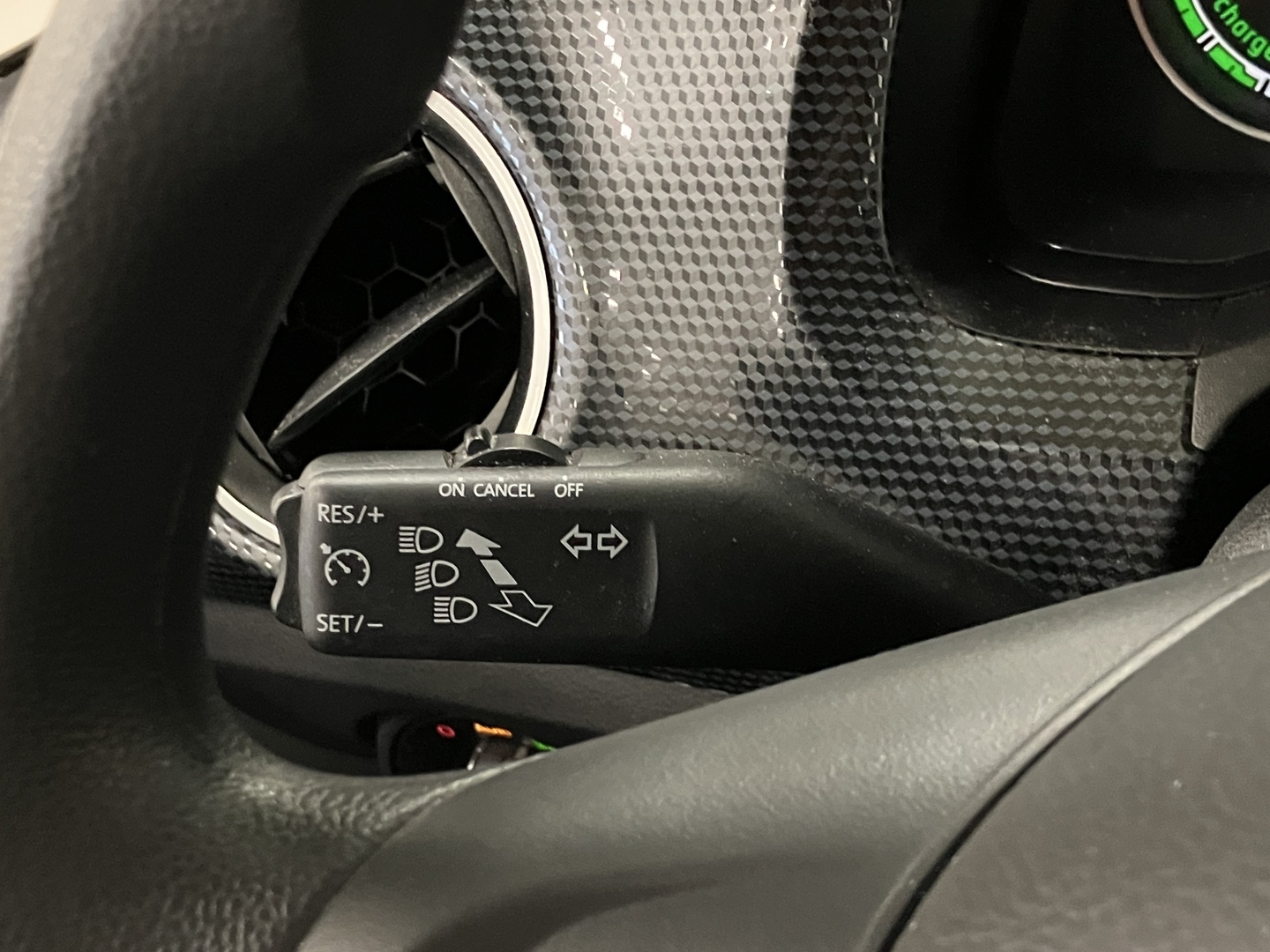 VOLKSWAGEN up! 2022