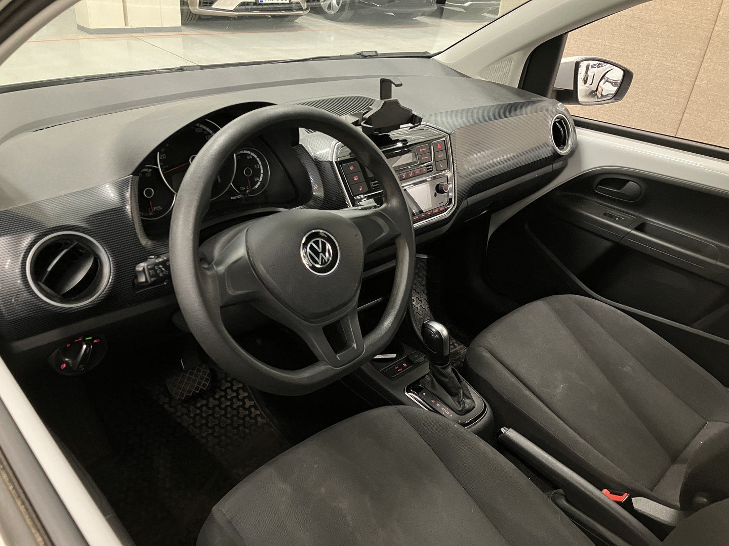 VOLKSWAGEN up! 2022
