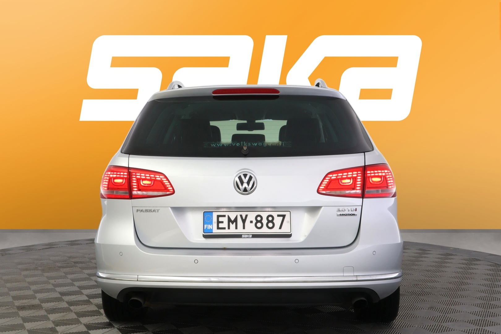 VOLKSWAGEN Passat 2012