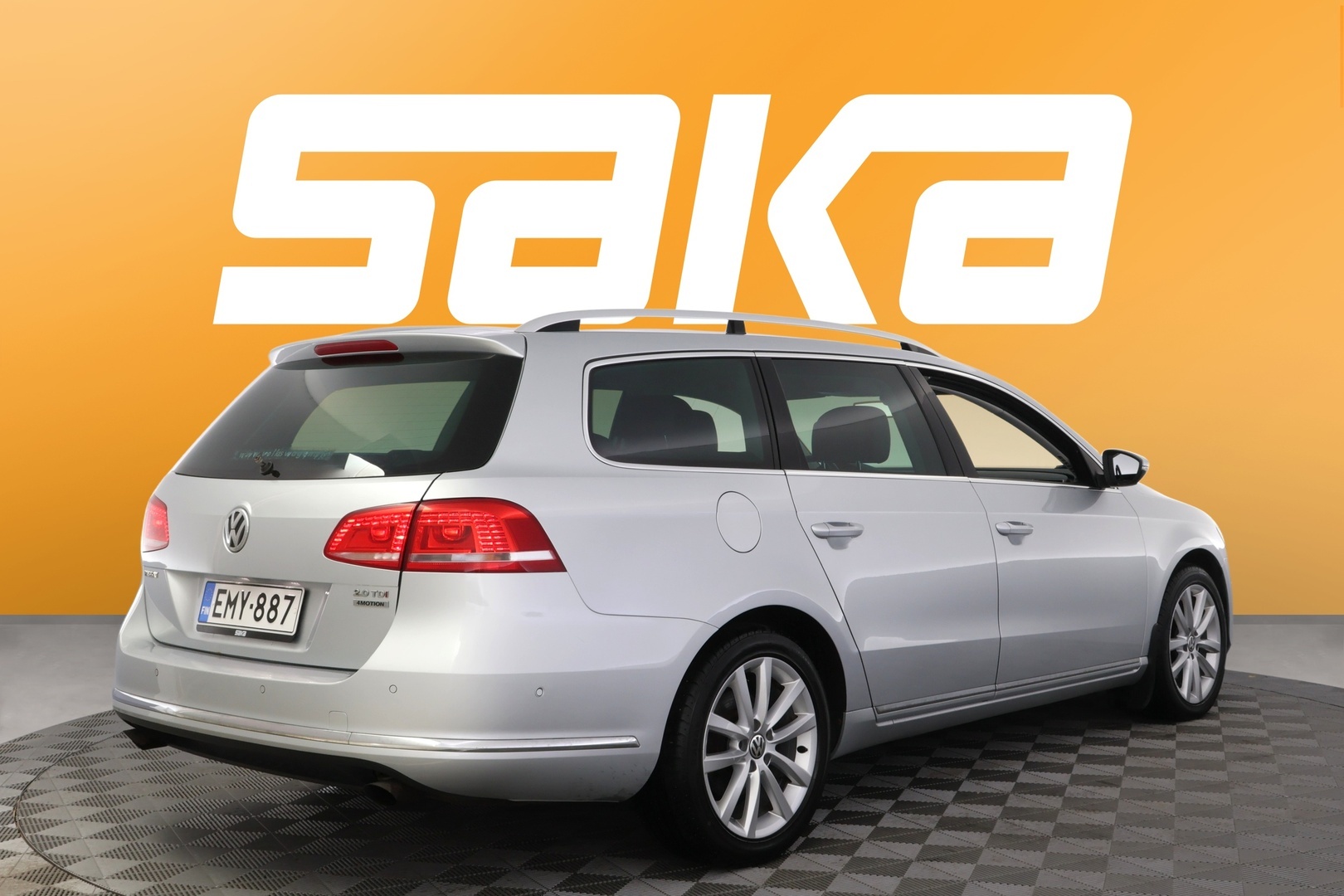VOLKSWAGEN Passat 2012