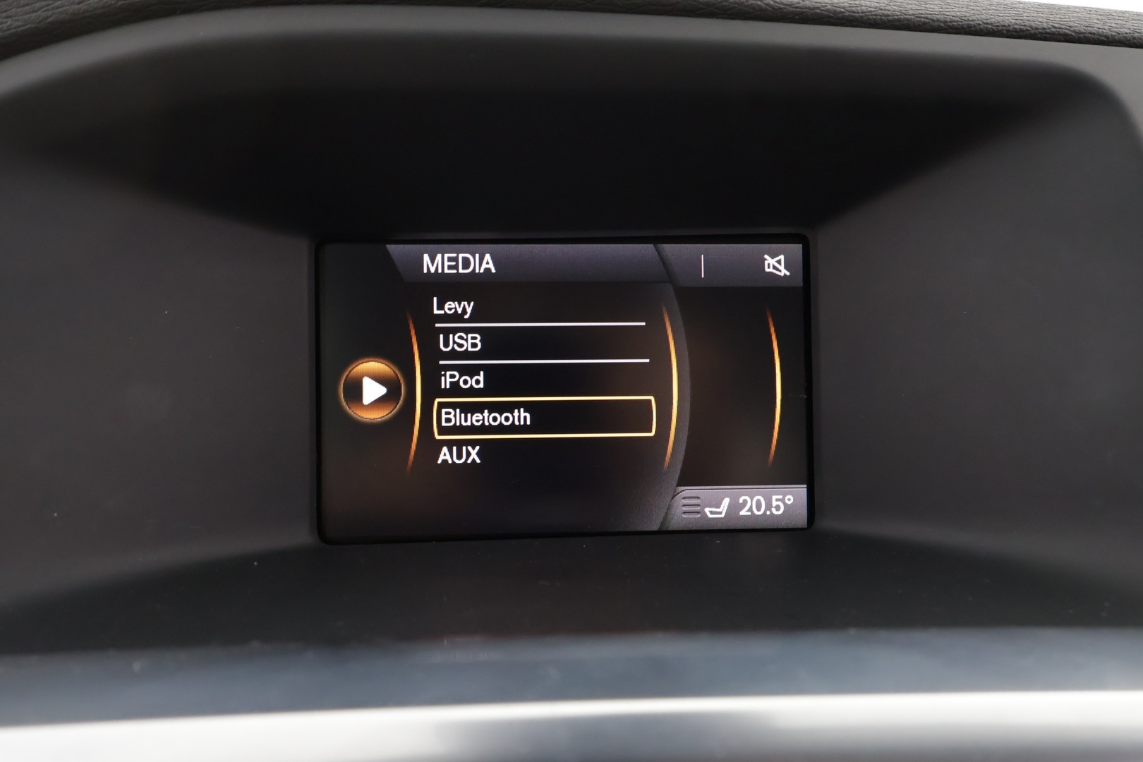 VOLVO V60 2014