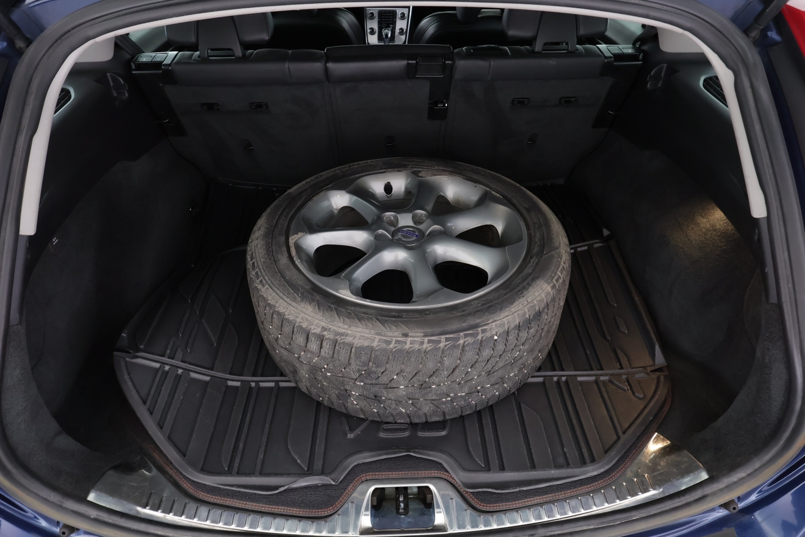 VOLVO V60 2014