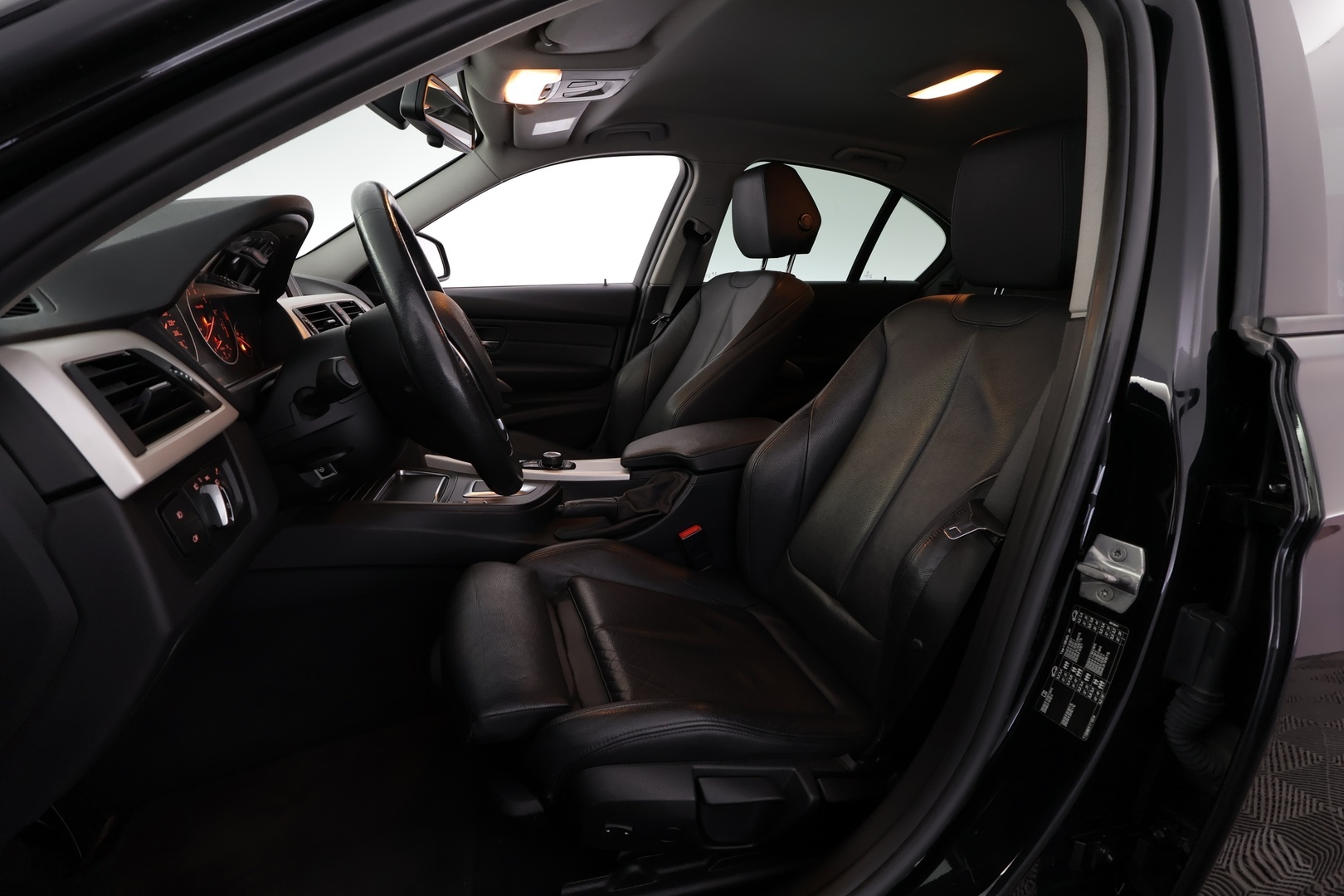 BMW 318 2017