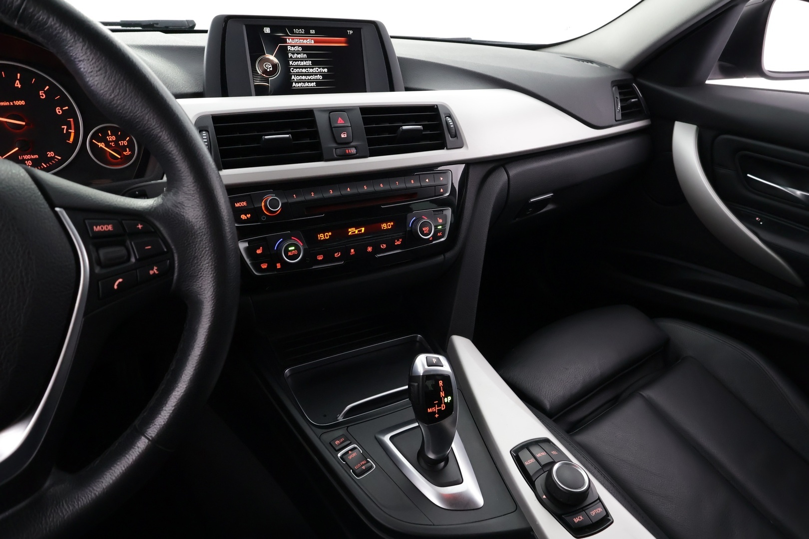 BMW 318 2017