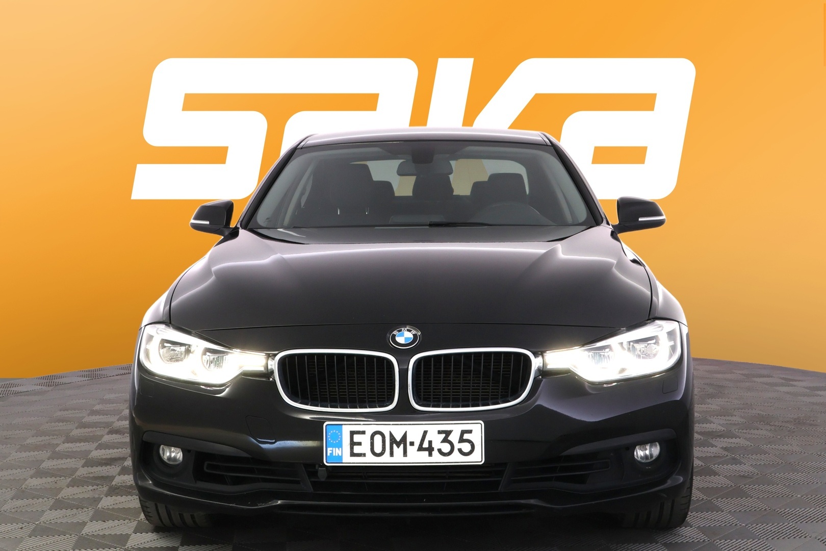 BMW 318 2017
