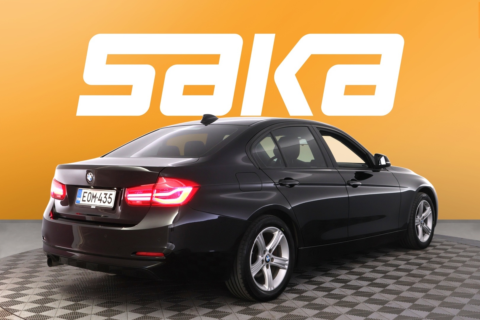 BMW 318 2017