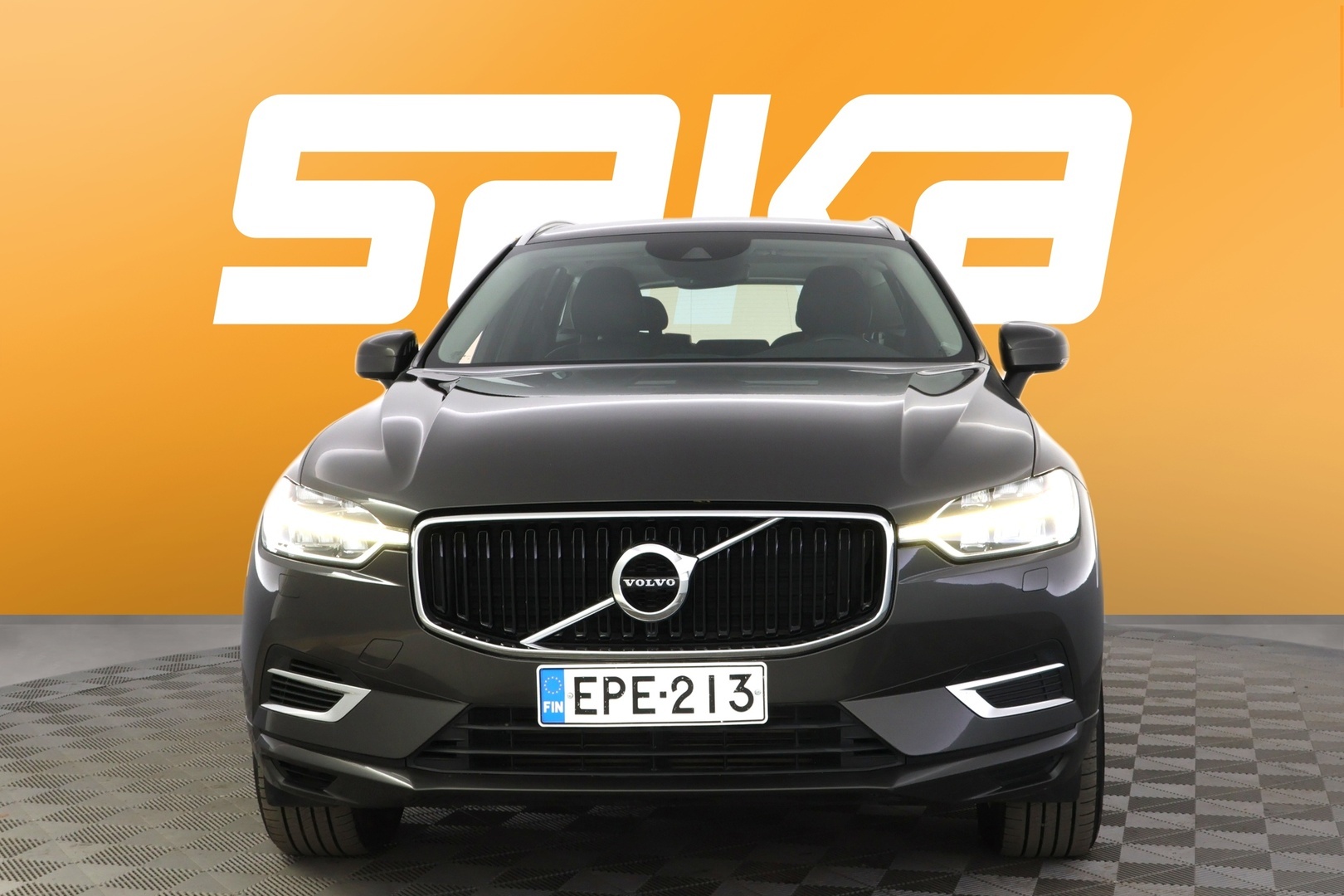 VOLVO XC60 2018