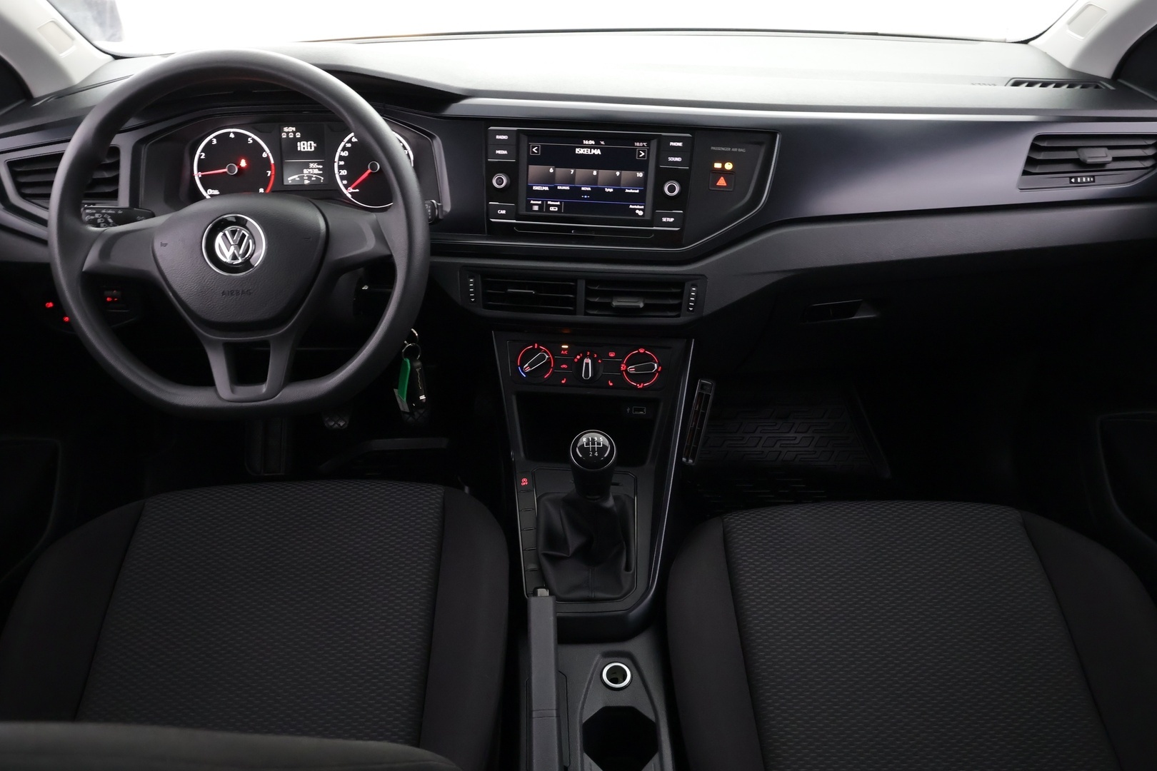 VOLKSWAGEN Polo 2018