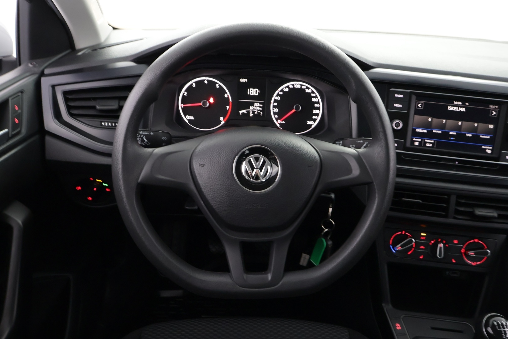 VOLKSWAGEN Polo 2018