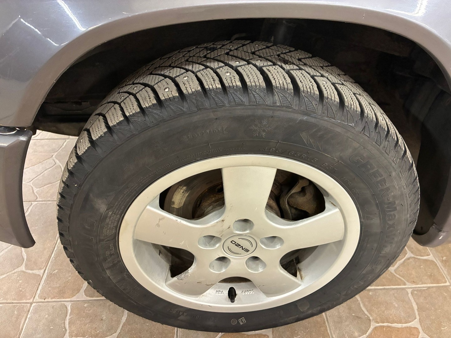 MERCEDES-BENZ E 1995