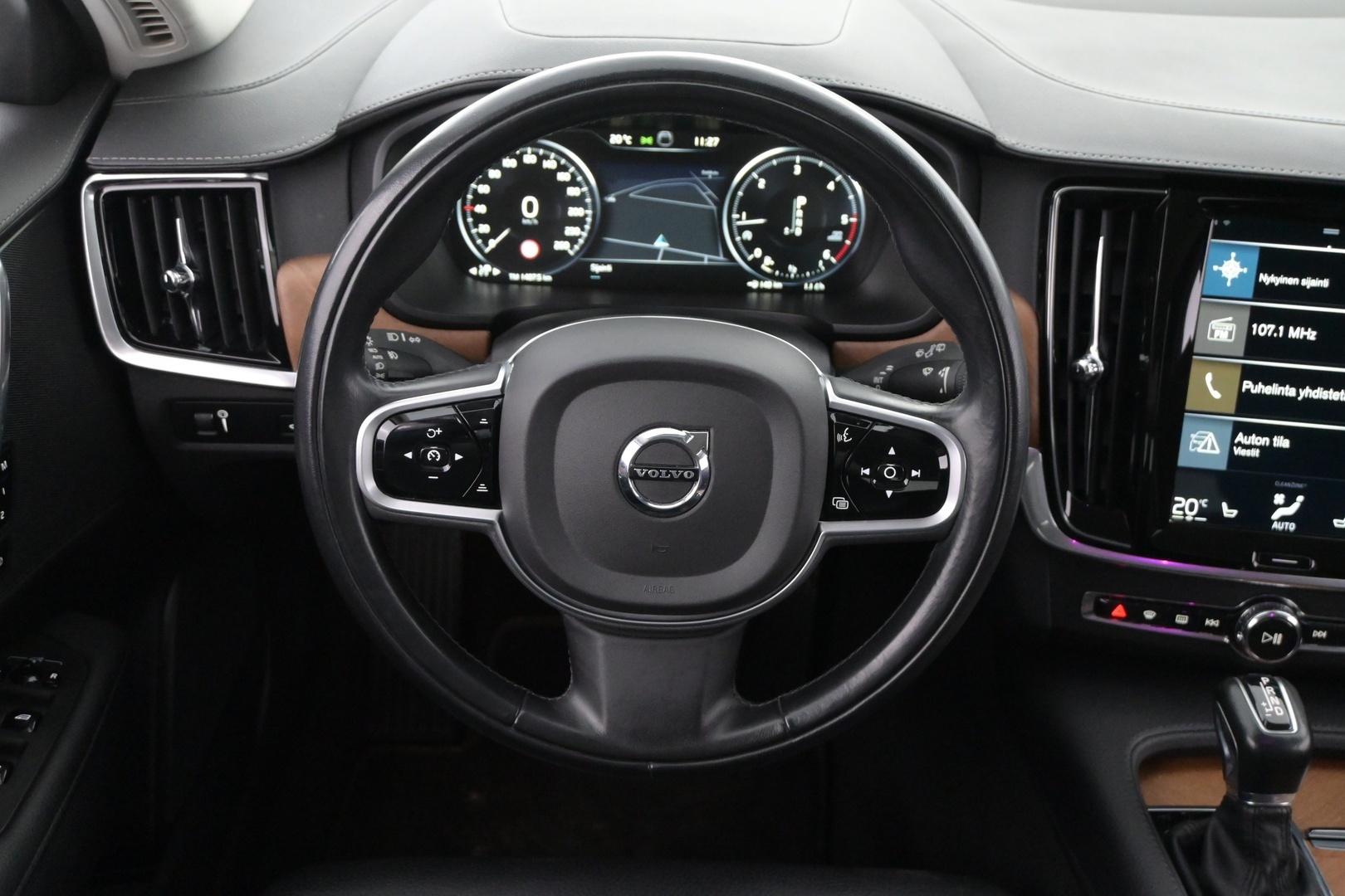 VOLVO V90 2019