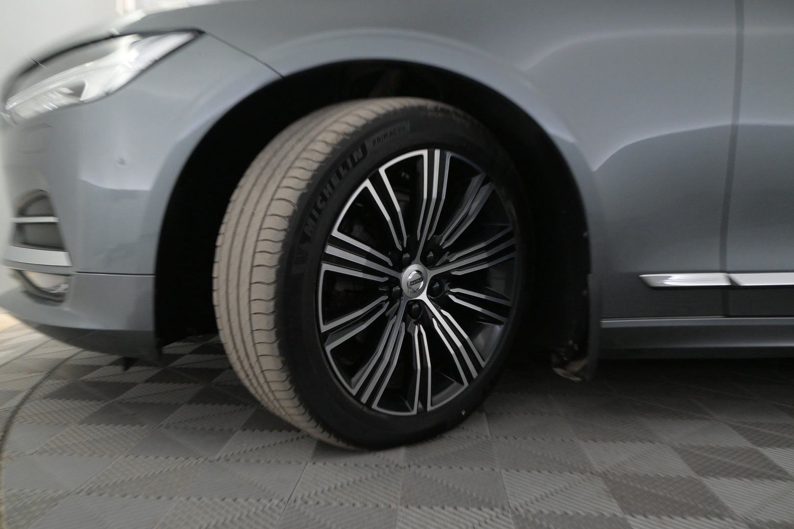 VOLVO V90 2019