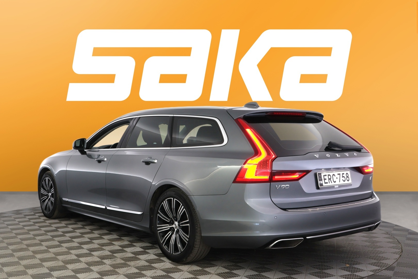 VOLVO V90 2019