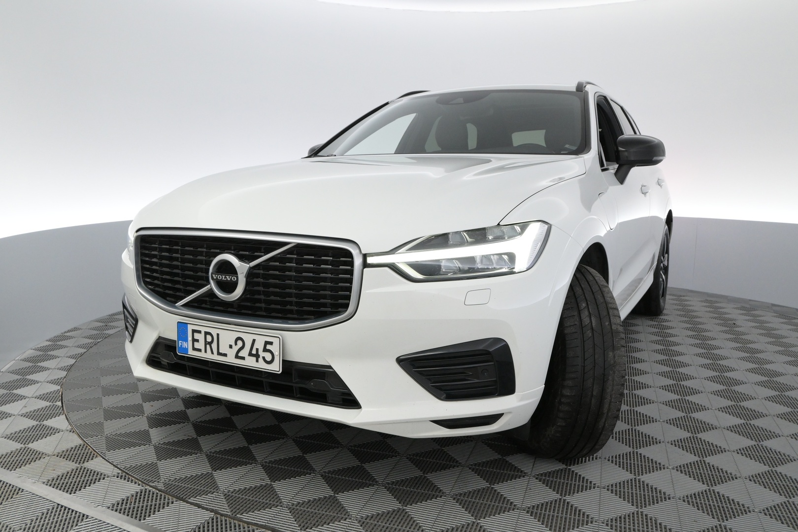 VOLVO XC60 2020