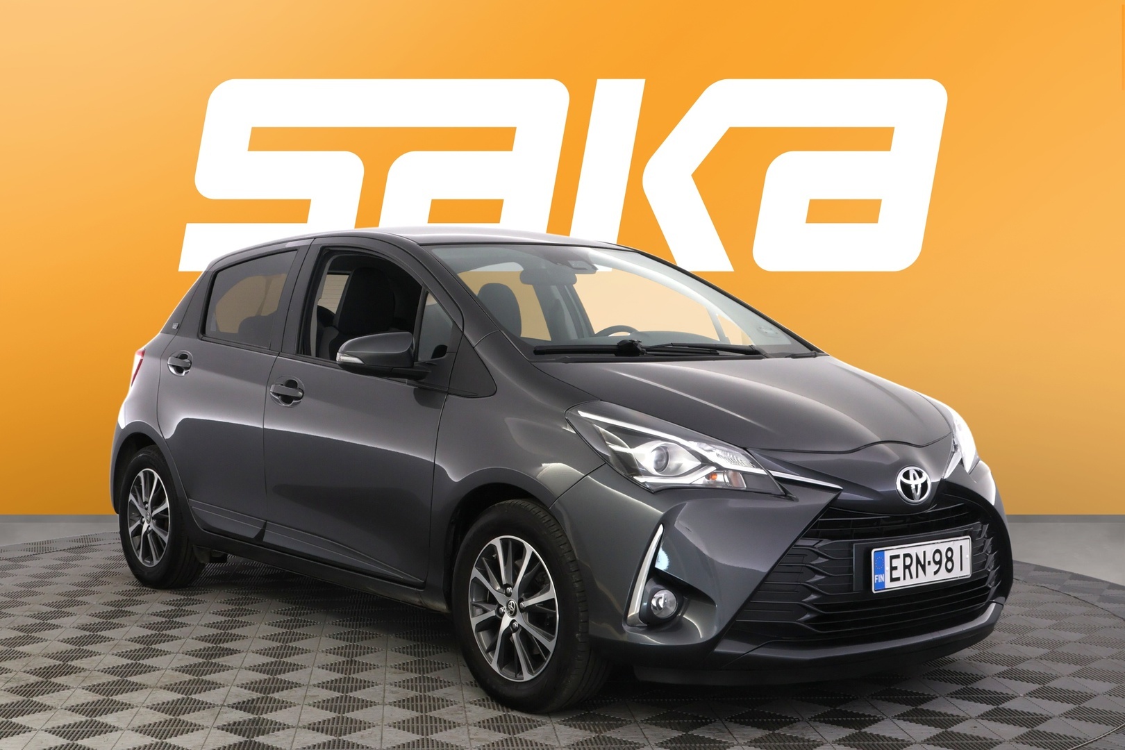 TOYOTA Yaris 2019