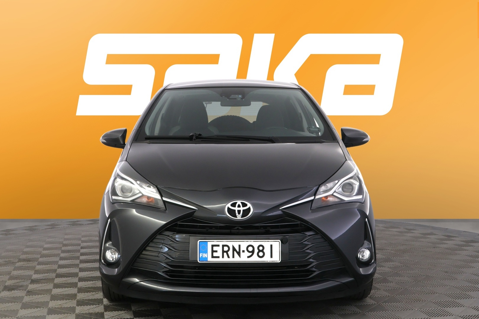 TOYOTA Yaris 2019