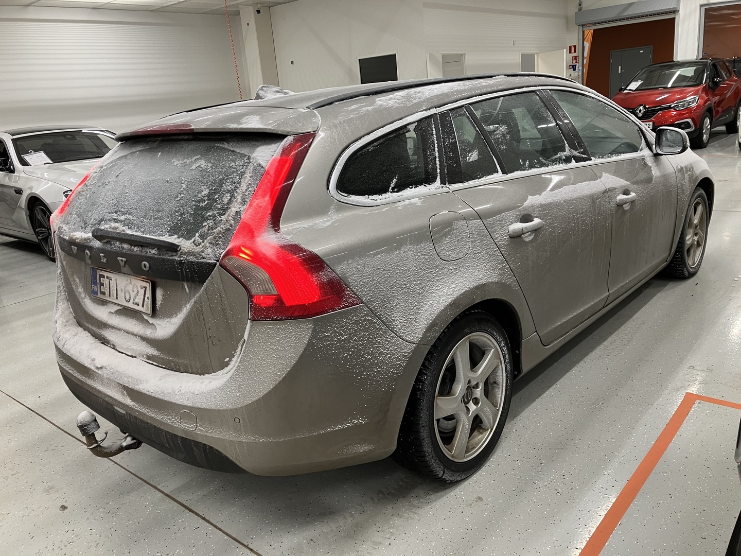 VOLVO V60 2011