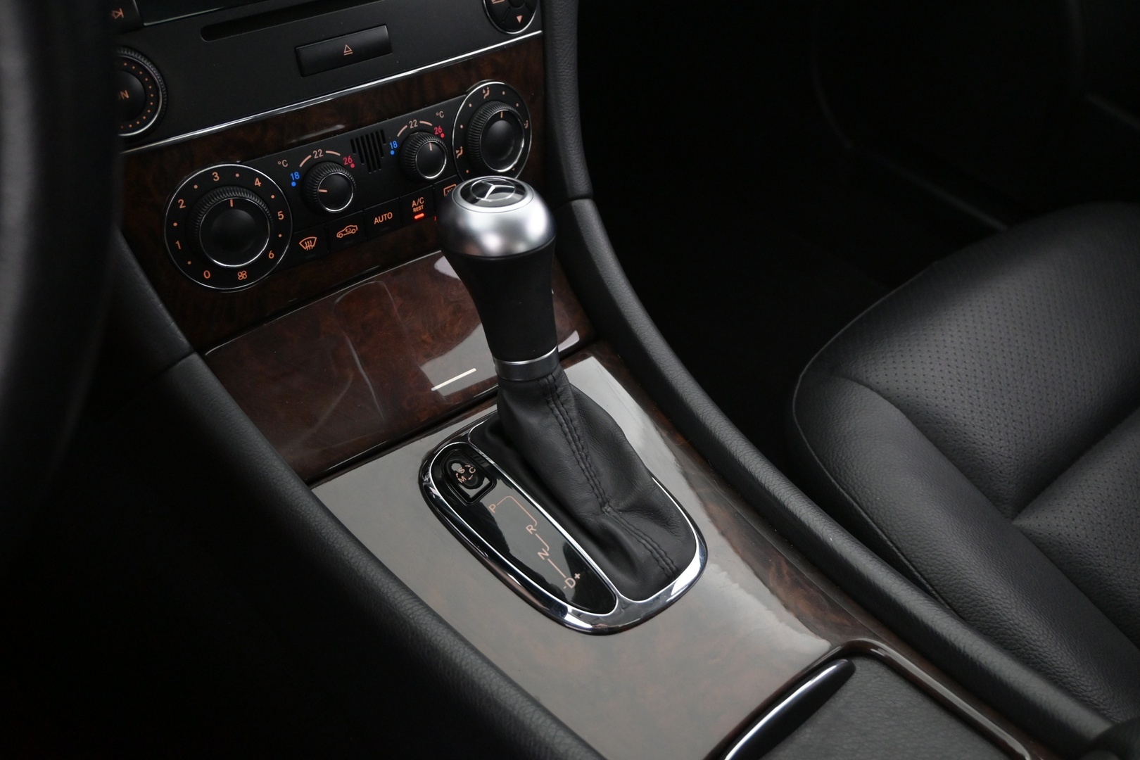 MERCEDES-BENZ C 2007