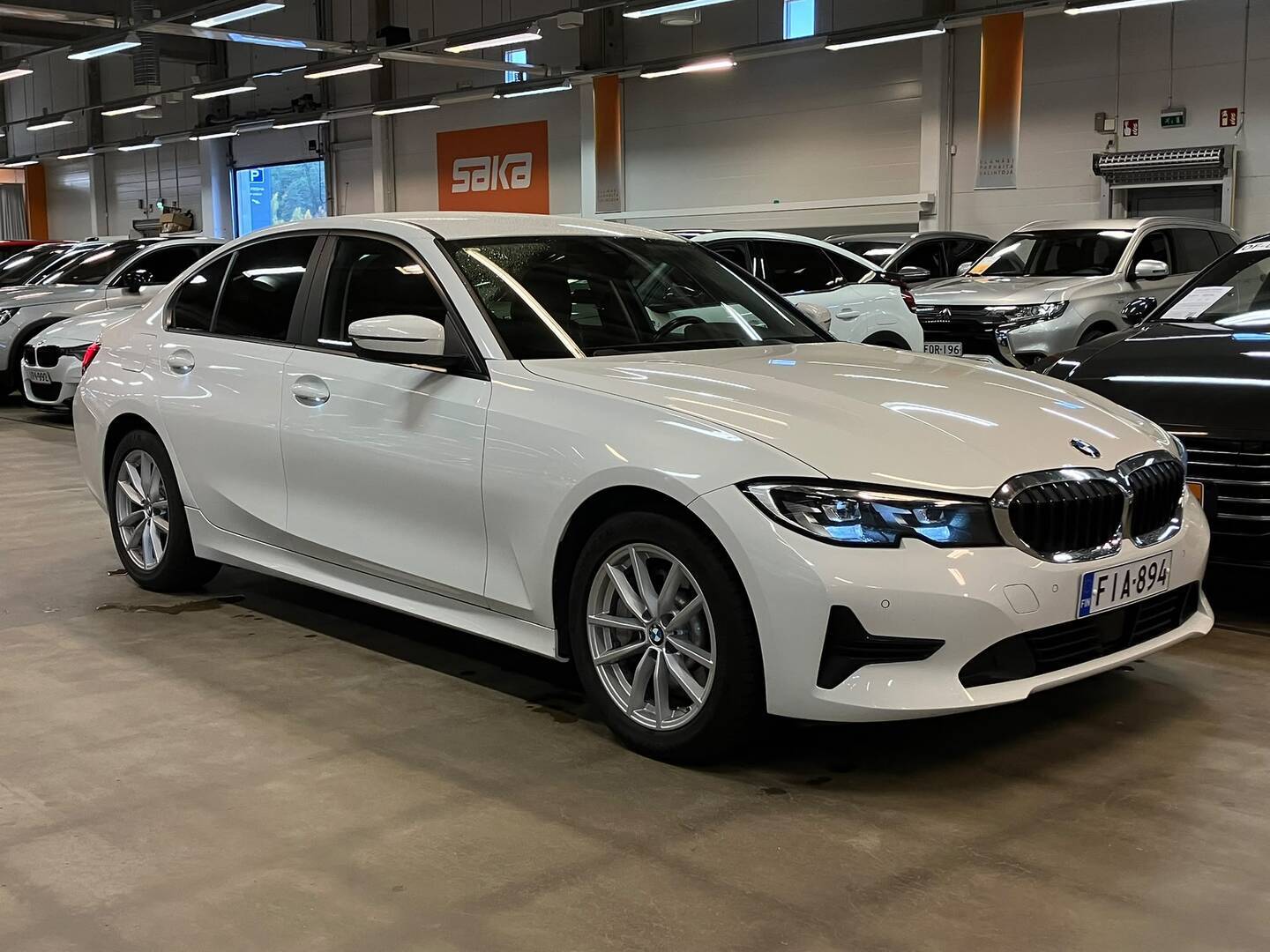 BMW 330 2020
