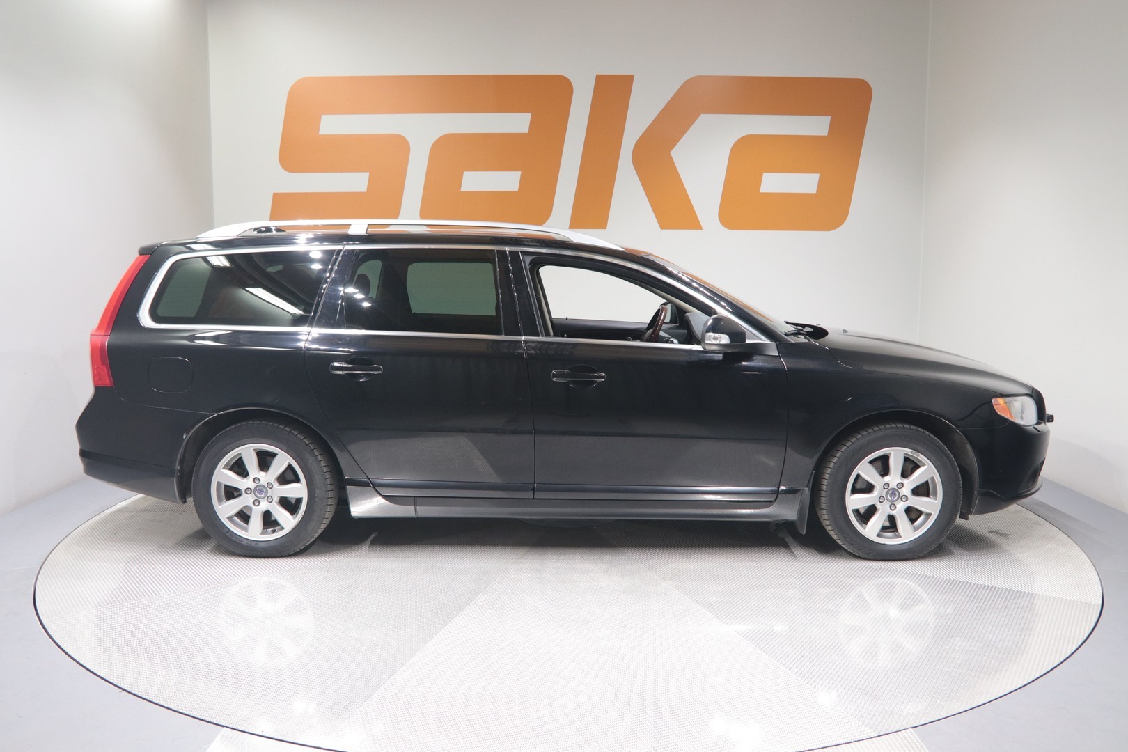 VOLVO V70 2008