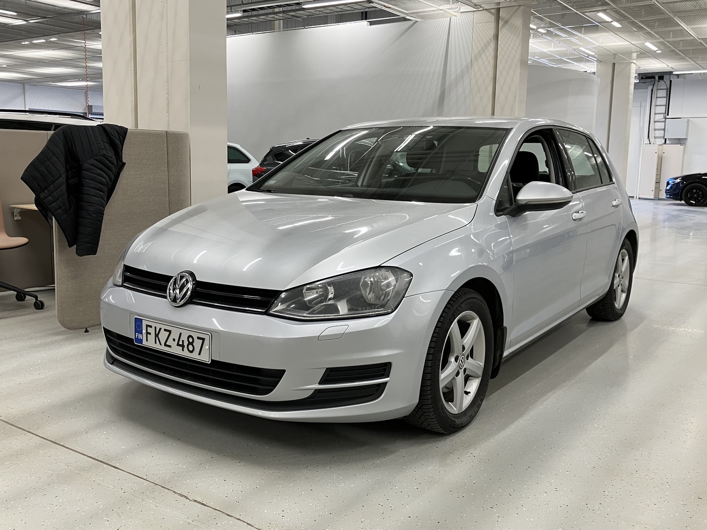 VOLKSWAGEN Golf 2013