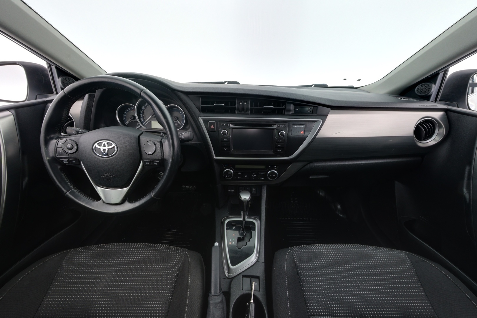 TOYOTA Auris 2014