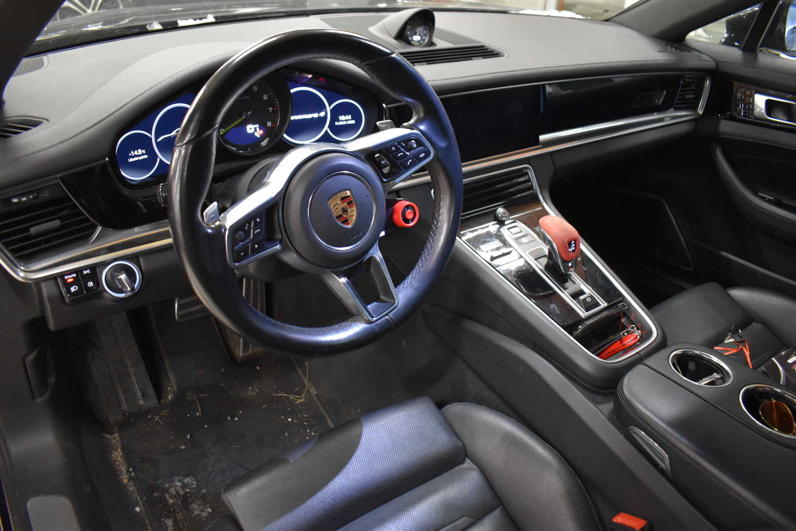 PORSCHE Panamera 2018