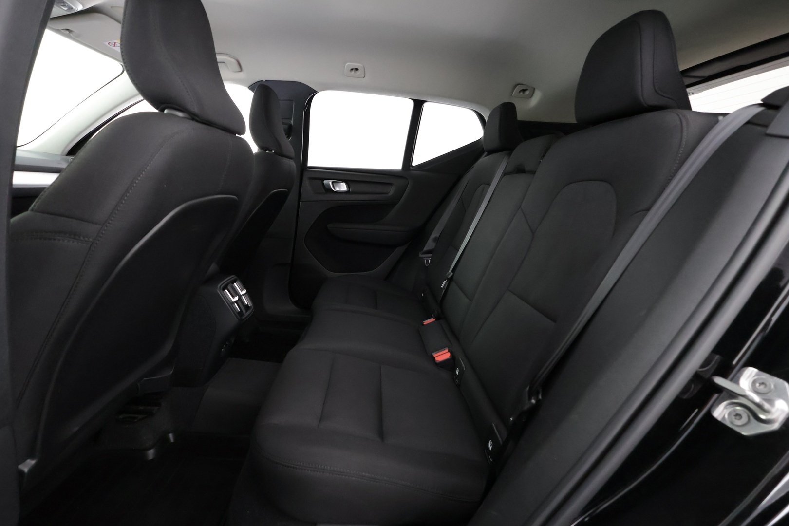 VOLVO XC40 2019