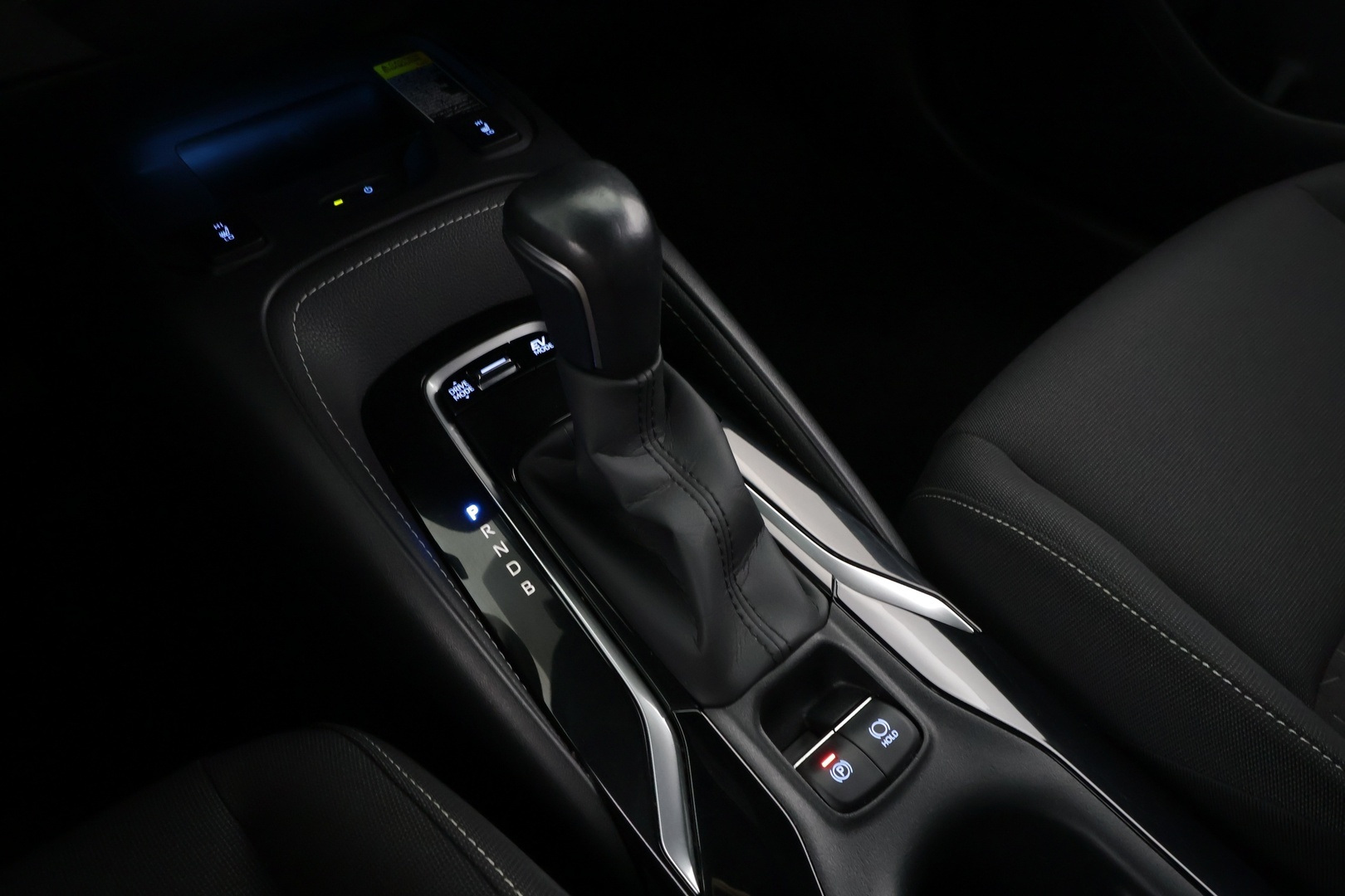 SUZUKI Swace 2021