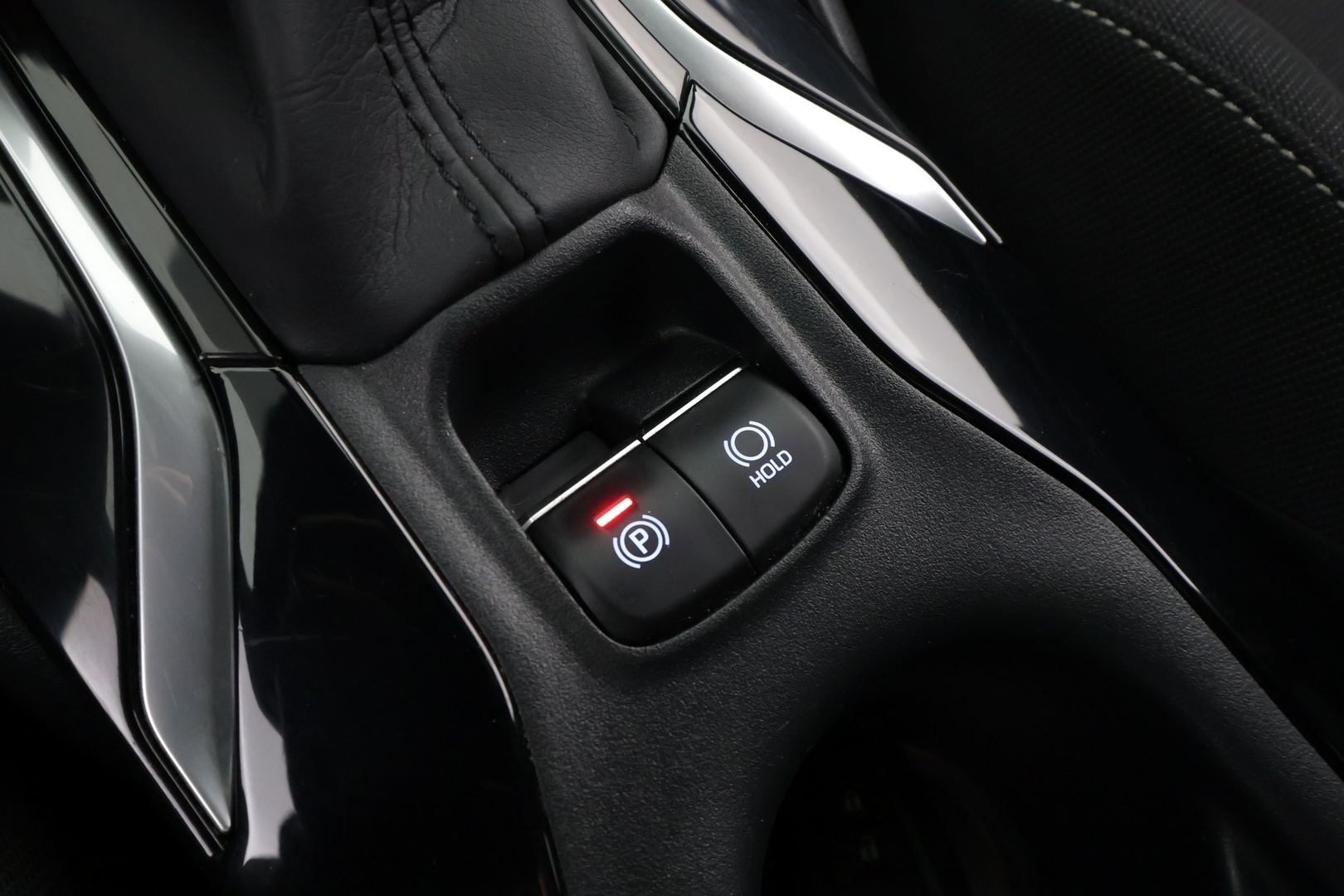 SUZUKI Swace 2021